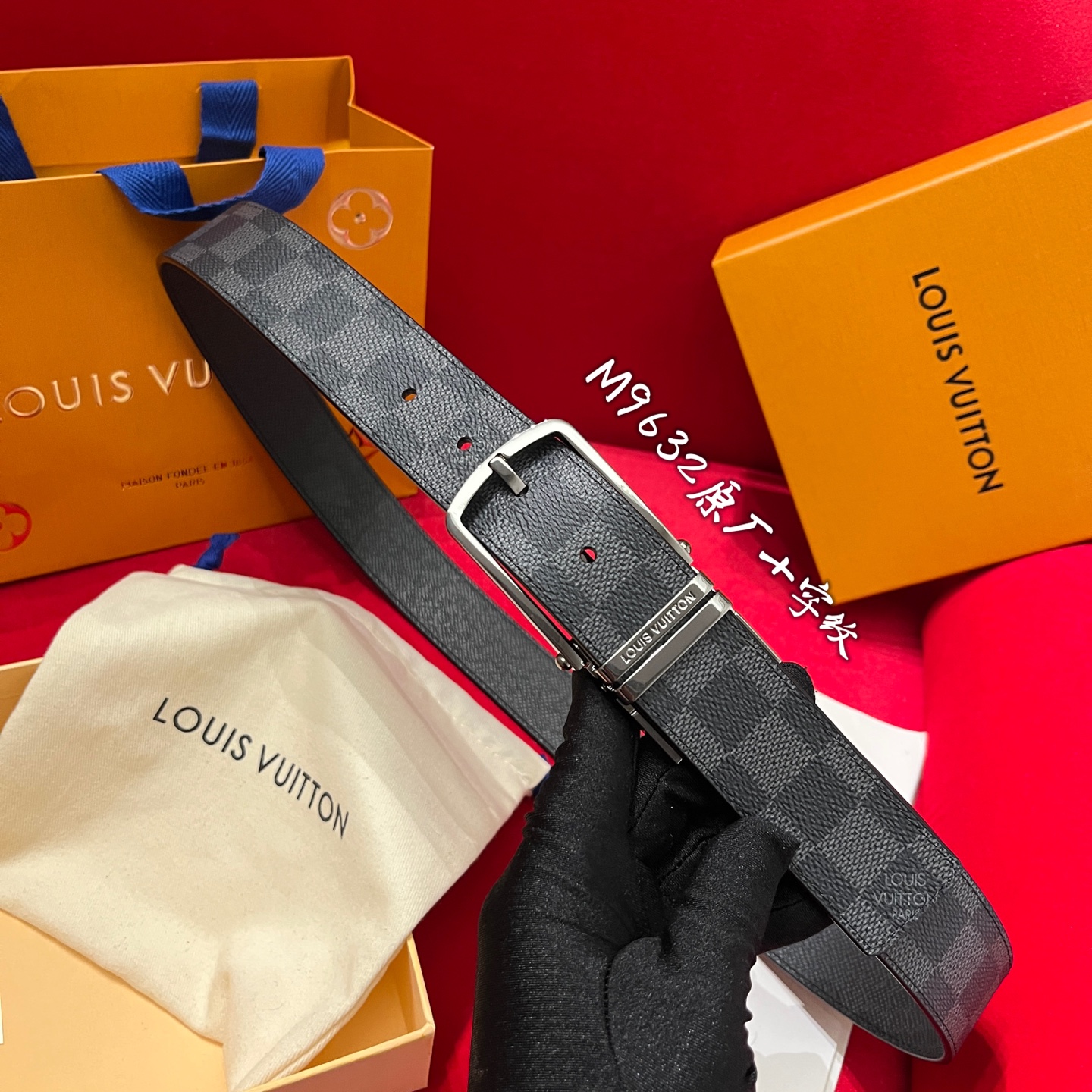 Louis Vuitton 宽 3.5cm · 𝕃𝕠𝕦𝕚𝕤 𝕧𝕦𝕚𝕥𝕥𝕠𝕟 男士頂級腰帶 寬度35毫米 精緻的四方针扣 M9632 面为訂製帆布面料 衬托進口原廠十字紋做底 頂級做工配置頂級材料 讓您進出專櫃無壓力