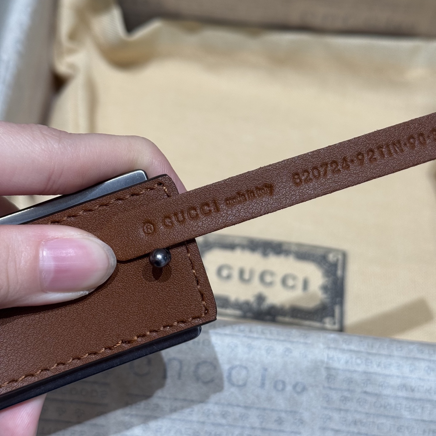 G家🤔顶級原單 原版復刻出品 寬度3.5  於經典之中融入新意 带身饰有双G标识 原厂牛皮底 搭配方形镂