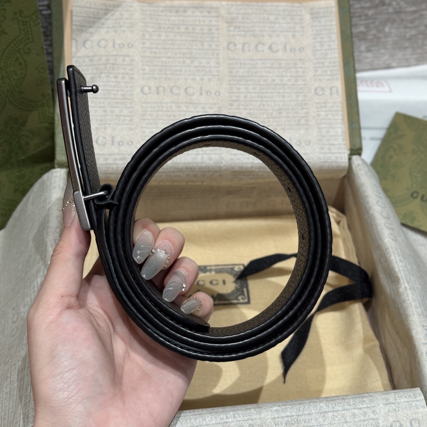 G家🤔顶級原單 原版復刻出品 寬度3.5  於經典之中融入新意 带身进口荔枝饰有双G标识 原厂荔枝纹牛皮