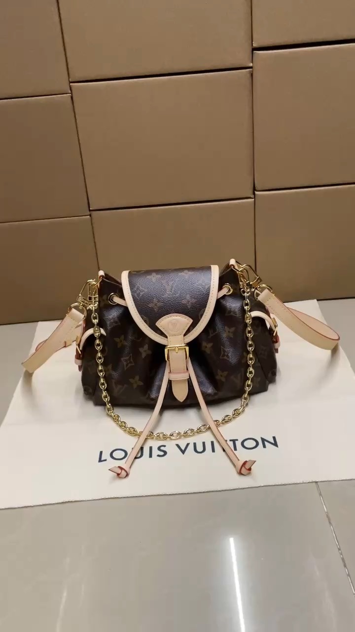 高品质
M25085新款 原厂皮 对版‼特级做工 （163芯片）大货...