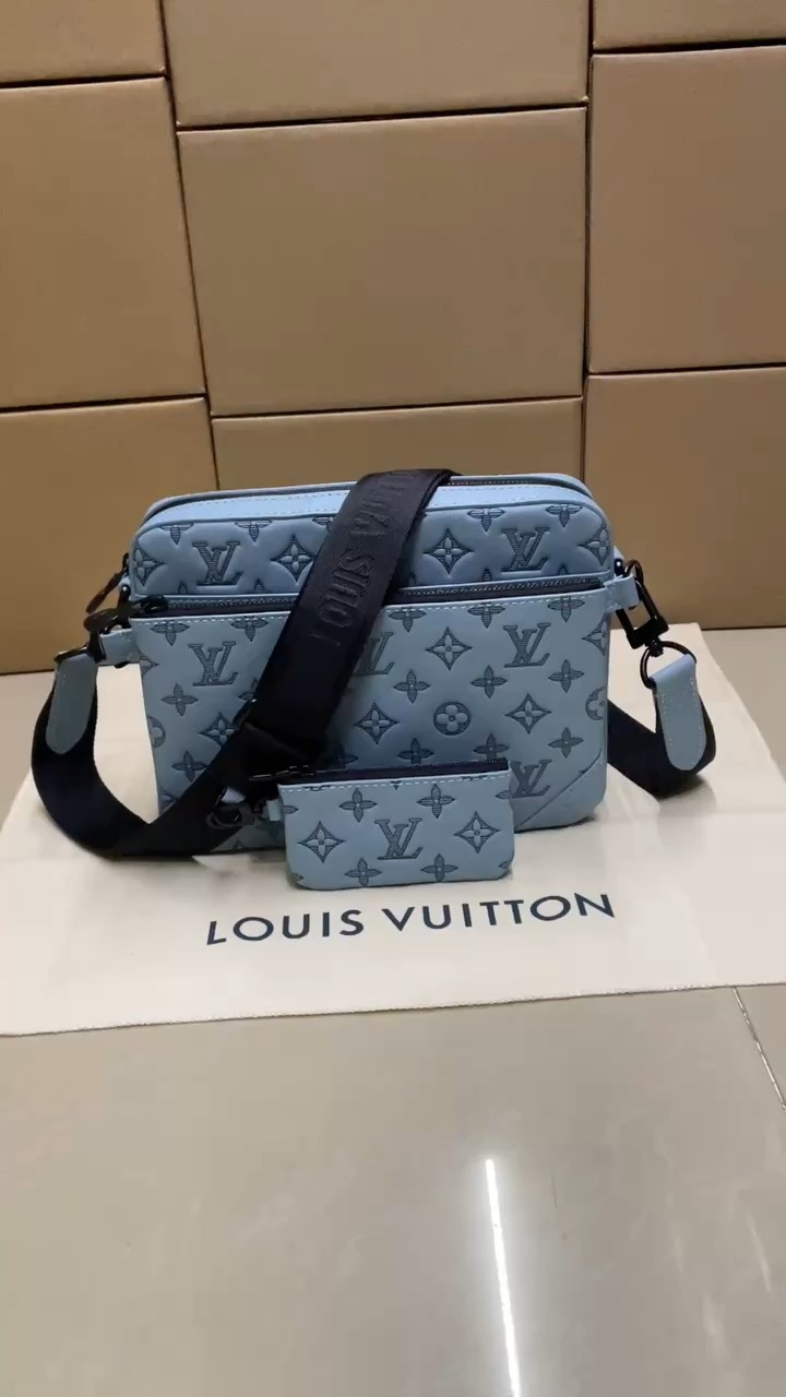 高品质
M14781新色⚠头层原厂皮 (特级做工)〈芯片跳码〉大...