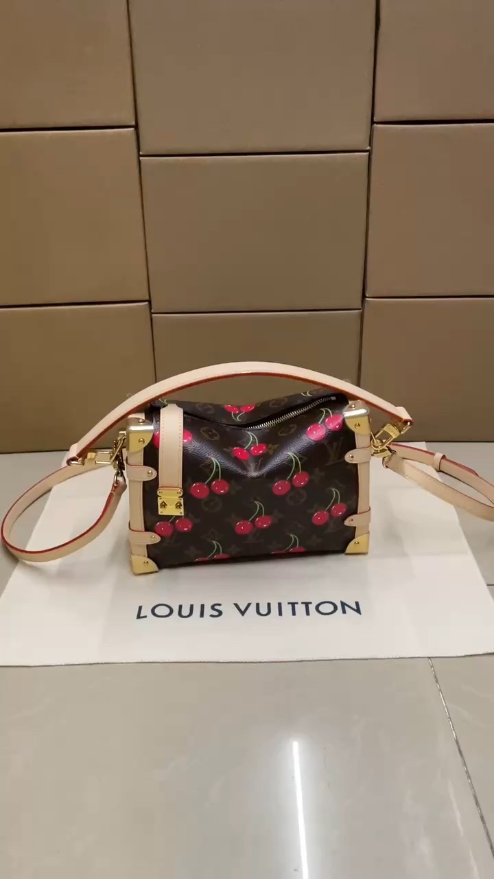 高品质
M14278新款 丝印樱桃🍒原厂皮 特级做工 （163芯片）...