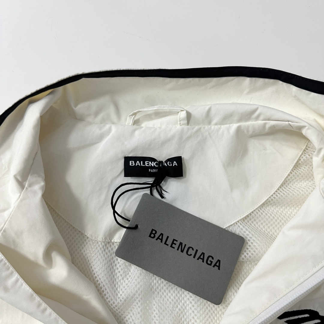 Balenciaga巴黎世家2024新款男女款立领徽标刺绣巴黎廓形夹克外套本款科技府绸棉质格纹法兰绒和复