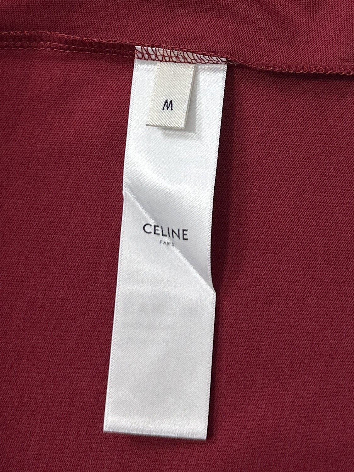   Celine/赛琳2025新款凯旋门拼色字母圆领短袖t恤男女同款

Celine这款撞色T恤，红与白