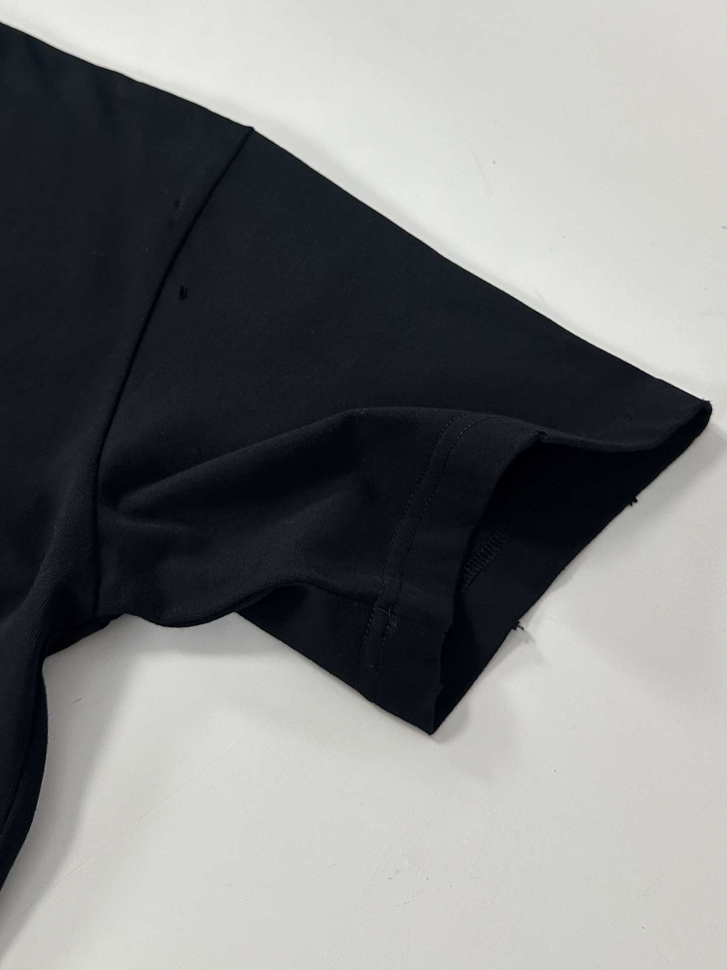 Christian Dior 2025秋季男装系列 T恤服装,男,女,dior 7