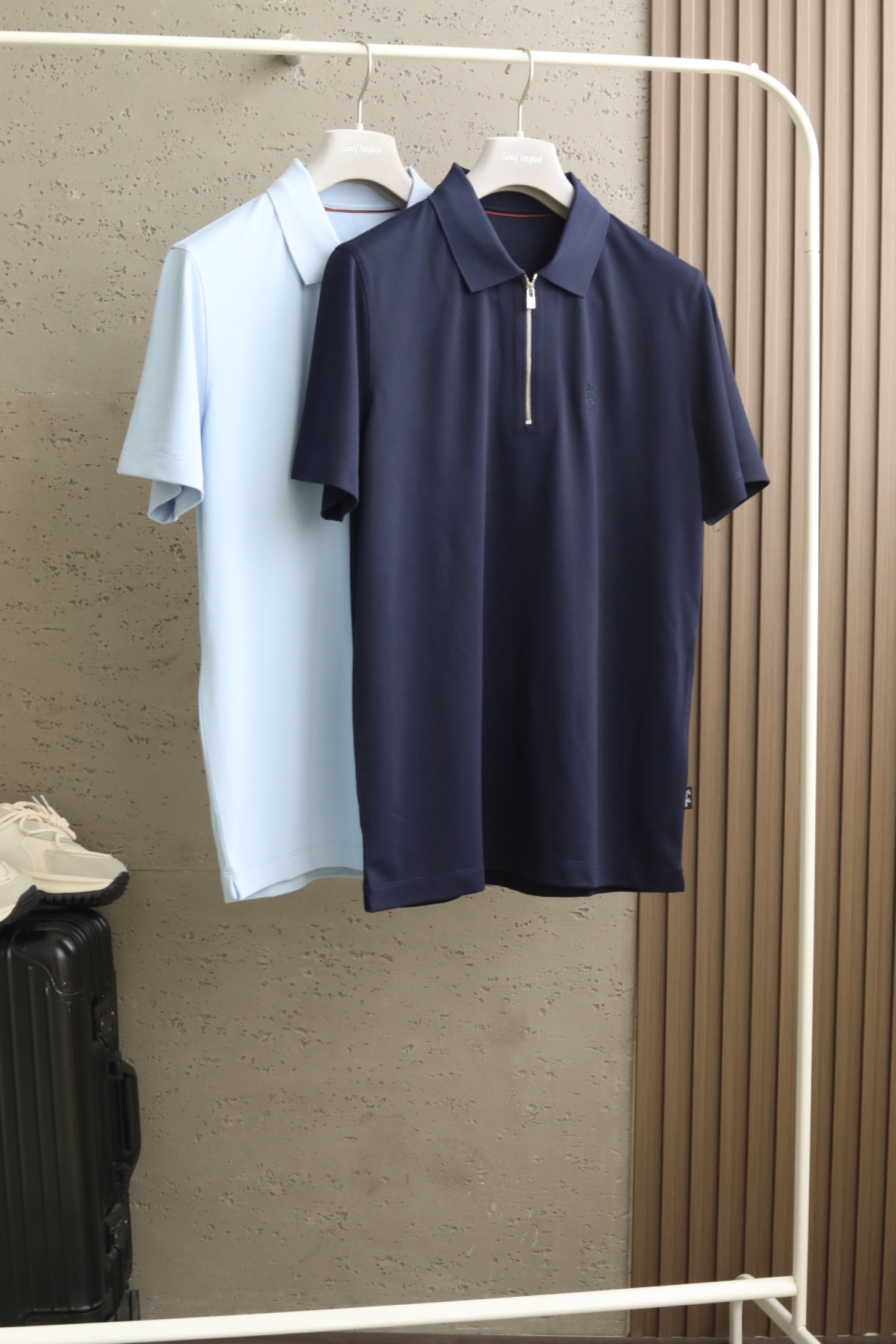 🔥 loro Piana春夏季桑蚕丝混纺T恤 | 品质之选，清爽潇洒🔥👕 高品质面料：精选22.5%莱赛