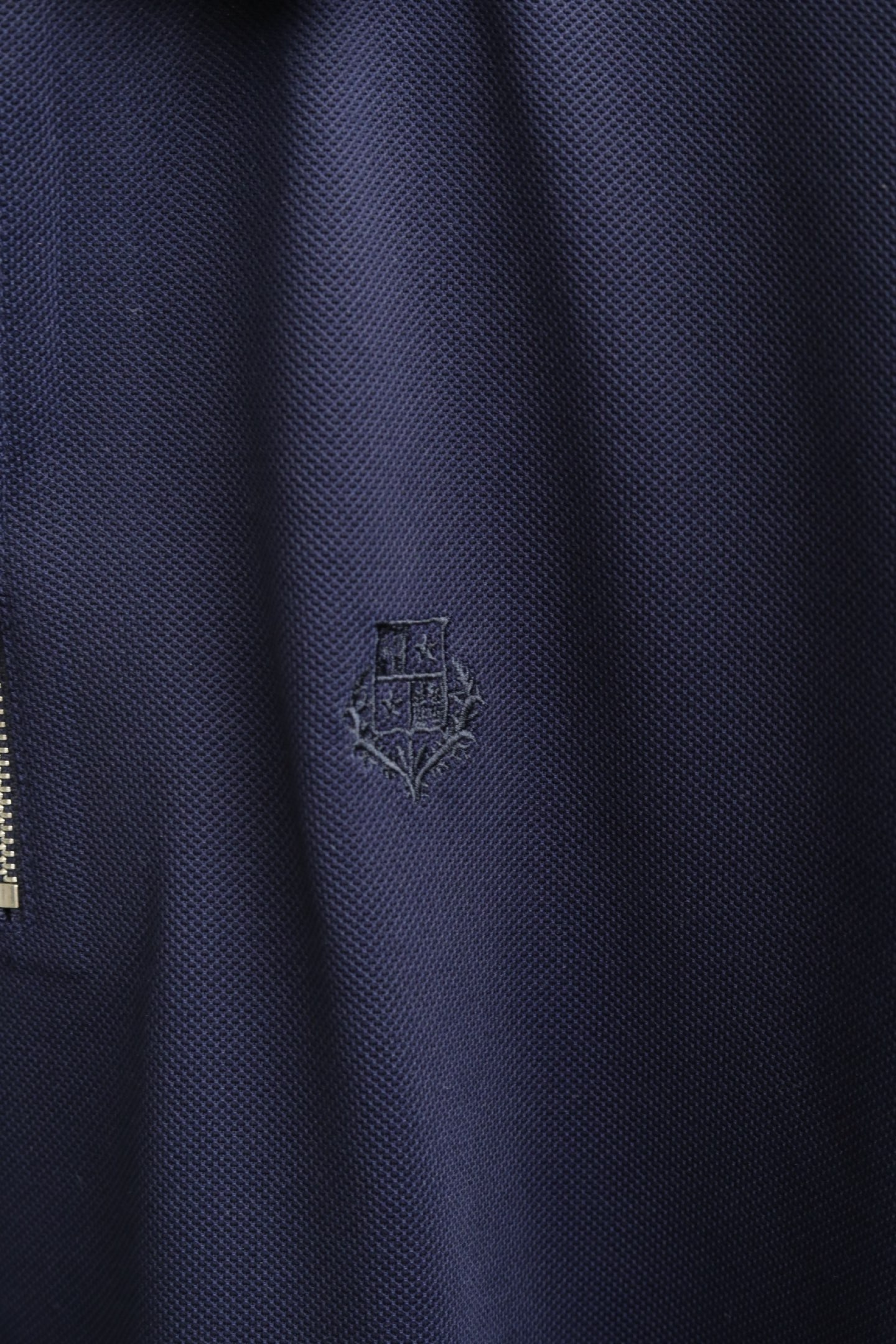 🔥 loro Piana春夏季桑蚕丝混纺T恤 | 品质之选，清爽潇洒🔥👕 高品质面料：精选22.5%莱赛