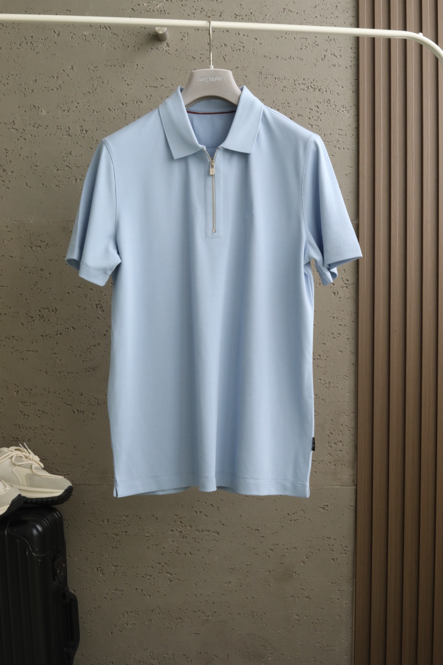 🔥 loro Piana春夏季桑蚕丝混纺T恤 | 品质之选，清爽潇洒🔥👕 高品质面料：精选22.5%莱赛