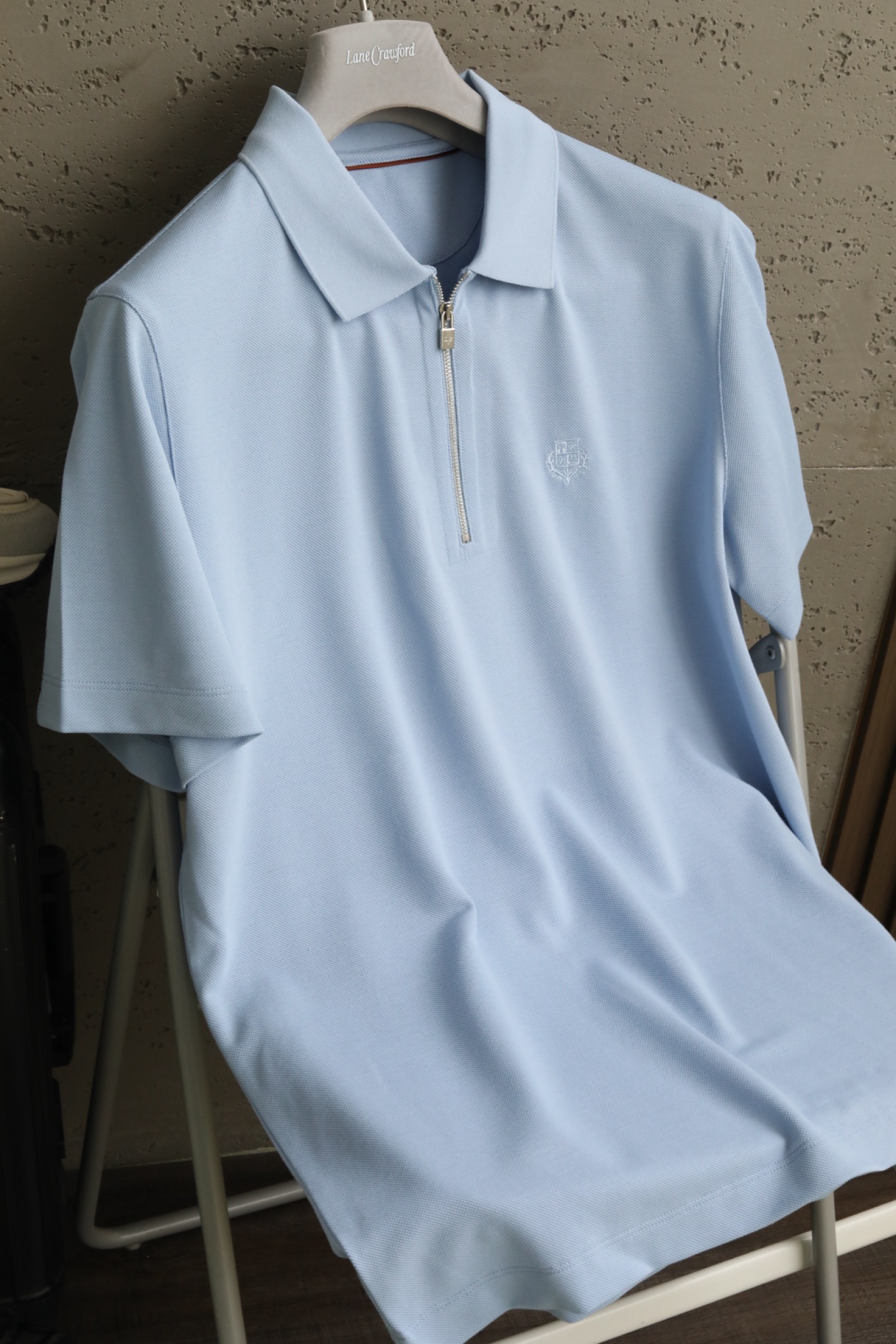 🔥 loro Piana春夏季桑蚕丝混纺T恤 | 品质之选，清爽潇洒🔥👕 高品质面料：精选22.5%莱赛
