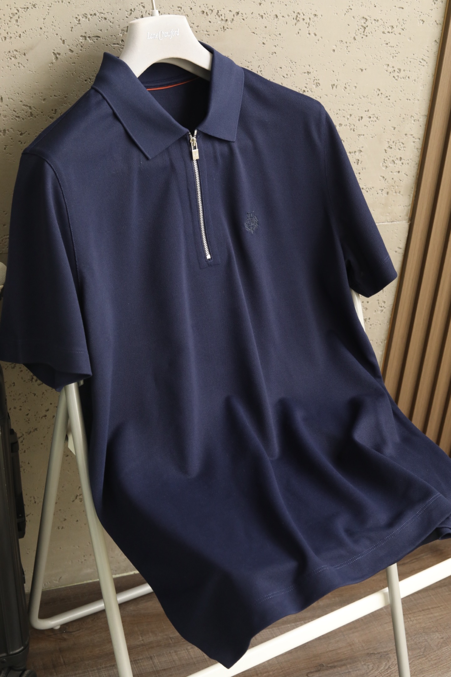 🔥 loro Piana春夏季桑蚕丝混纺T恤 | 品质之选，清爽潇洒🔥👕 高品质面料：精选22.5%莱赛