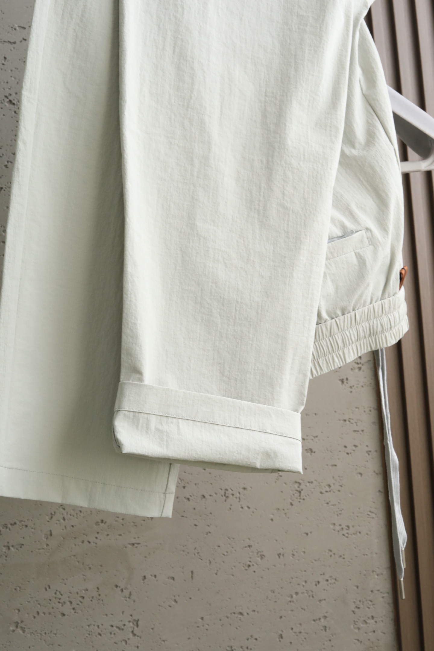 2026 SS 春夏系列 PREMIUM｜ZG都市直筒长裤｜高弹混纺面料（88%氨纶+12%聚酯纤维氨纶