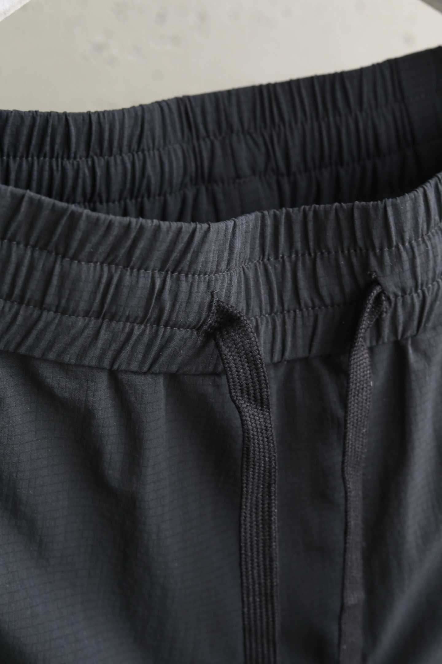 2026 SS 春夏系列 PREMIUM｜ZG都市直筒长裤｜高弹混纺面料（88%氨纶+12%聚酯纤维氨纶