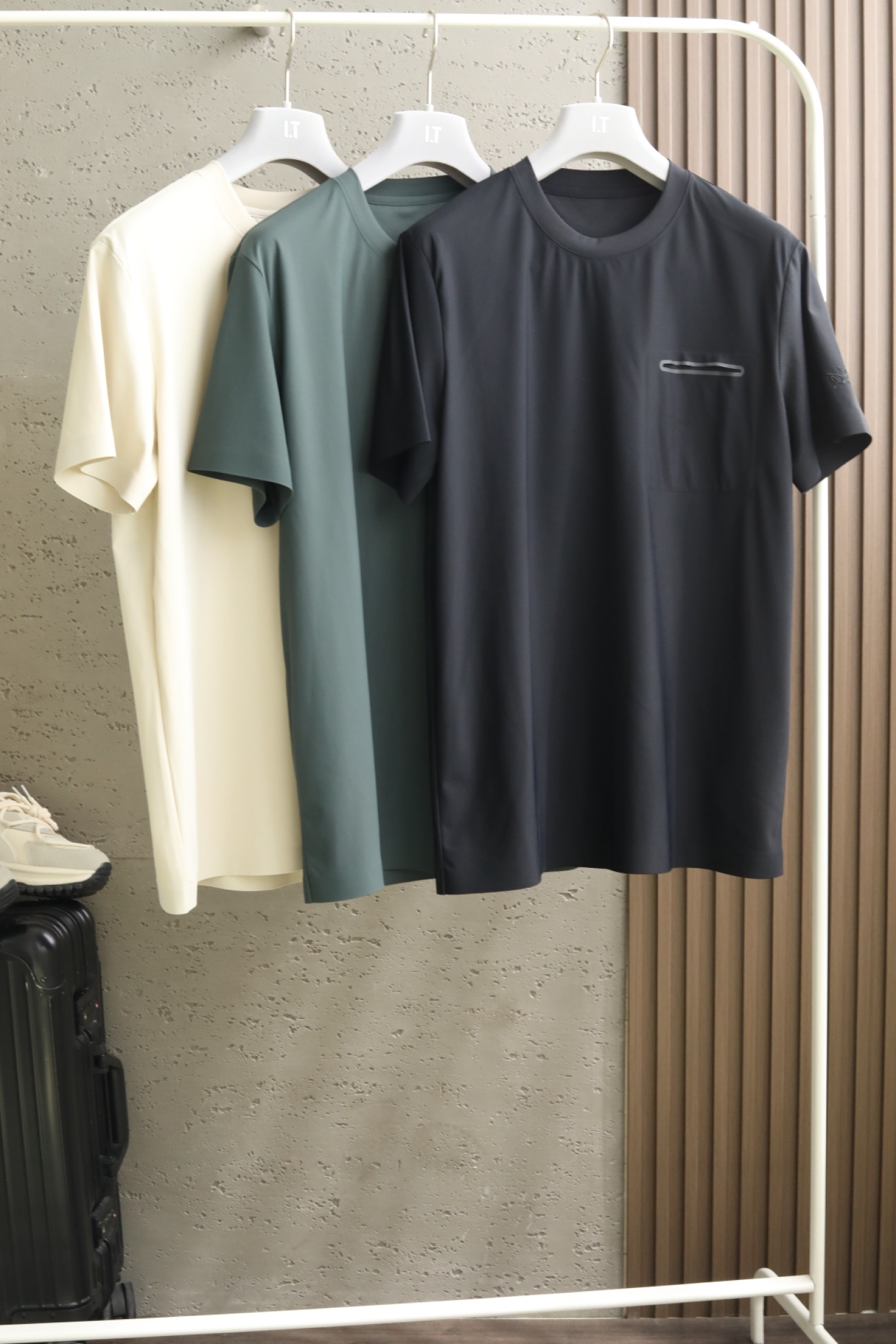 2026 SS HIGH END OUTdoor 户外系列arc 轻薄速干圆领 高密度面料：55天丝加3