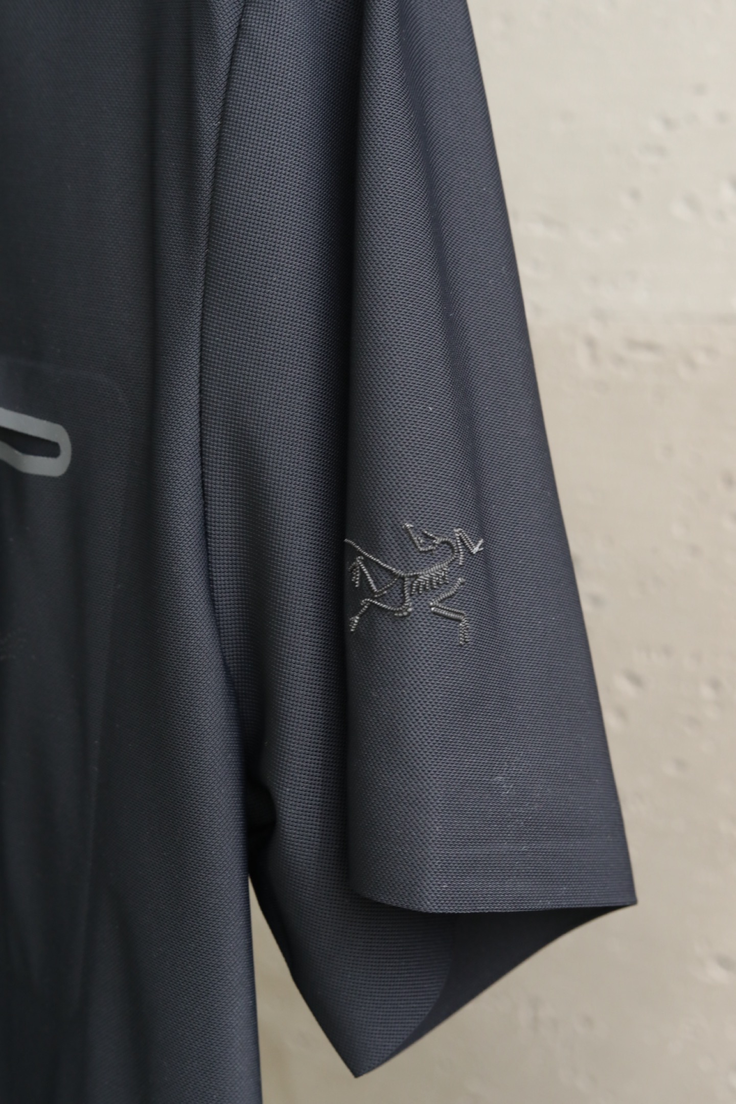 2026 SS HIGH END OUTdoor 户外系列arc 轻薄速干圆领 高密度面料：55天丝加3