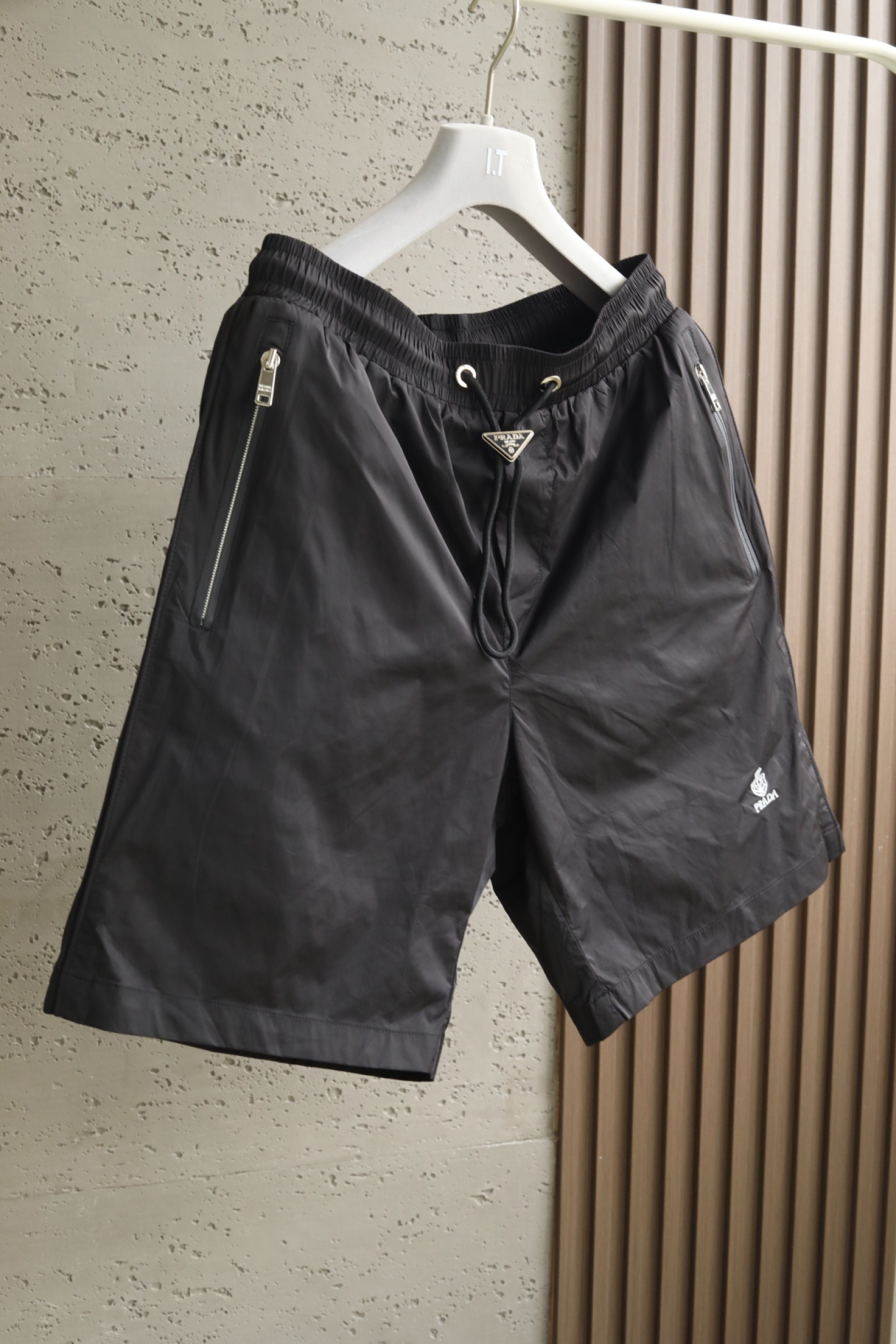 🆕 2026 SS｜ PA春夏新品沙滩裤🩳。 柜*售品质感，为夏季清爽出行添一份色彩。轻薄舒爽的面料，保