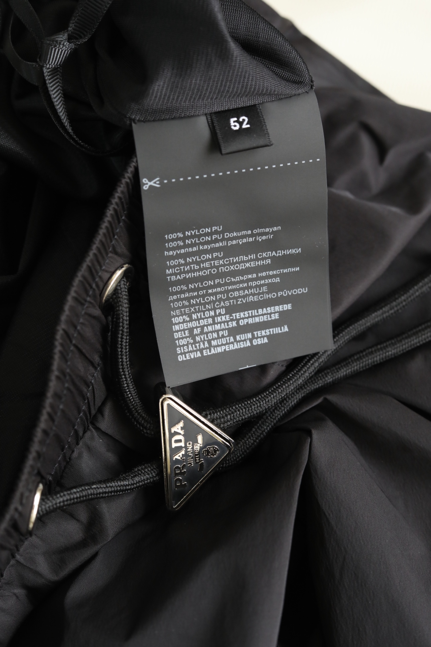 🆕 2026 SS｜ PA春夏新品沙滩裤🩳。 柜*售品质感，为夏季清爽出行添一份色彩。轻薄舒爽的面料，保