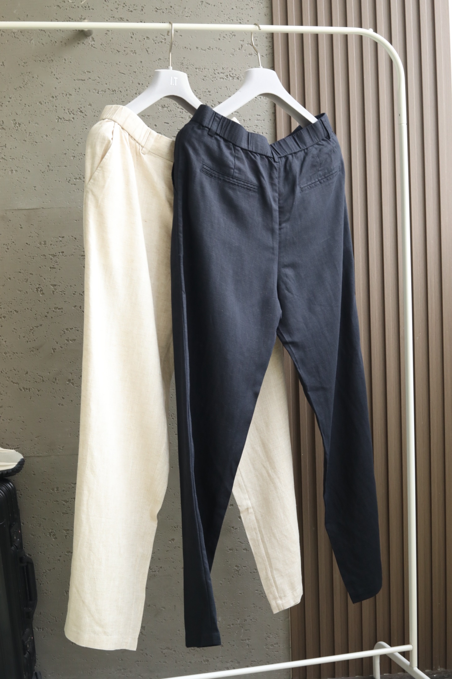 🆕 H家2026春夏新品｜高定亚麻天丝混纺休闲西裤 以70%🇫🇷亚麻混纺30%天丝的高端面料为基底，自带