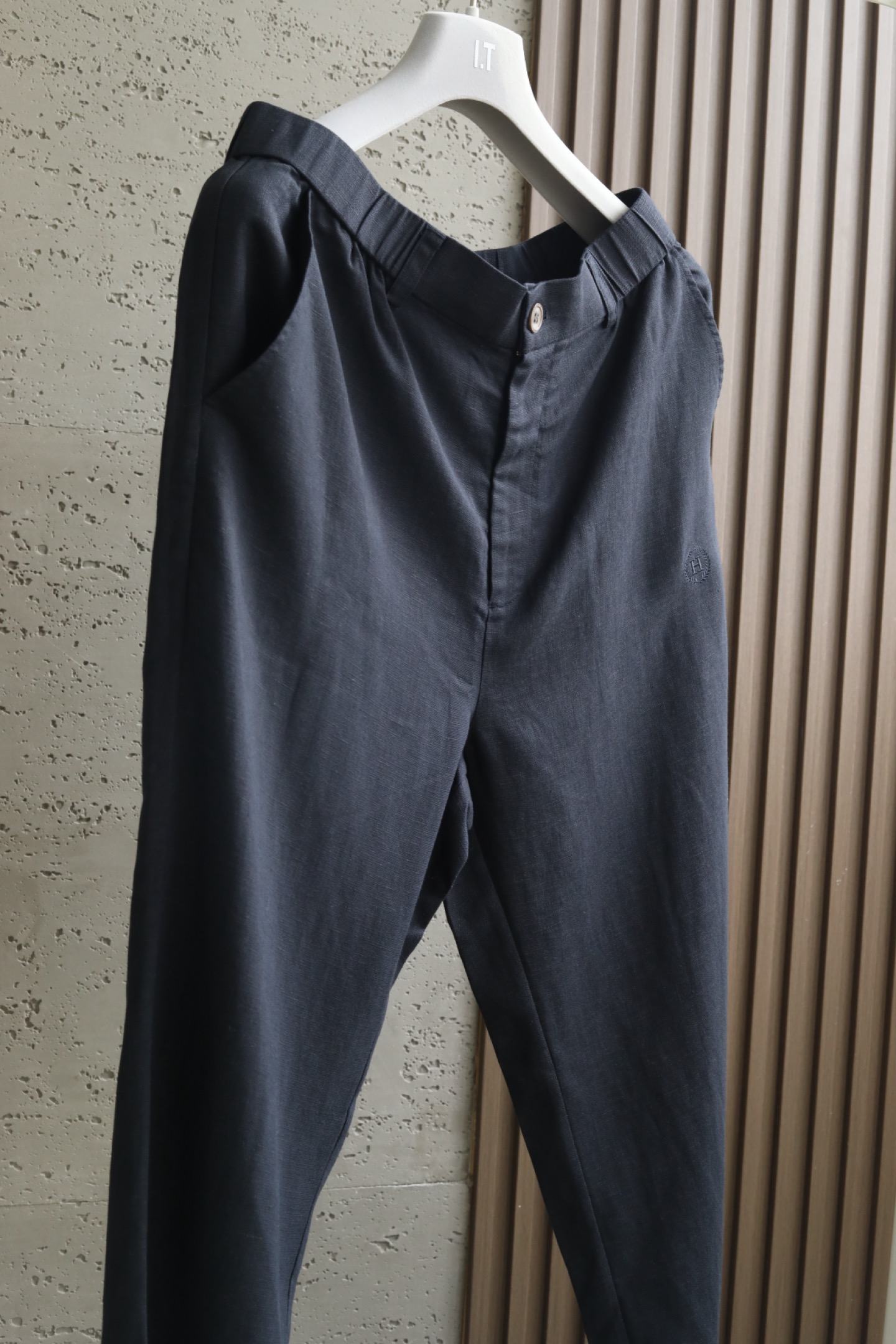 🆕 H家2026春夏新品｜高定亚麻天丝混纺休闲西裤 以70%🇫🇷亚麻混纺30%天丝的高端面料为基底，自带