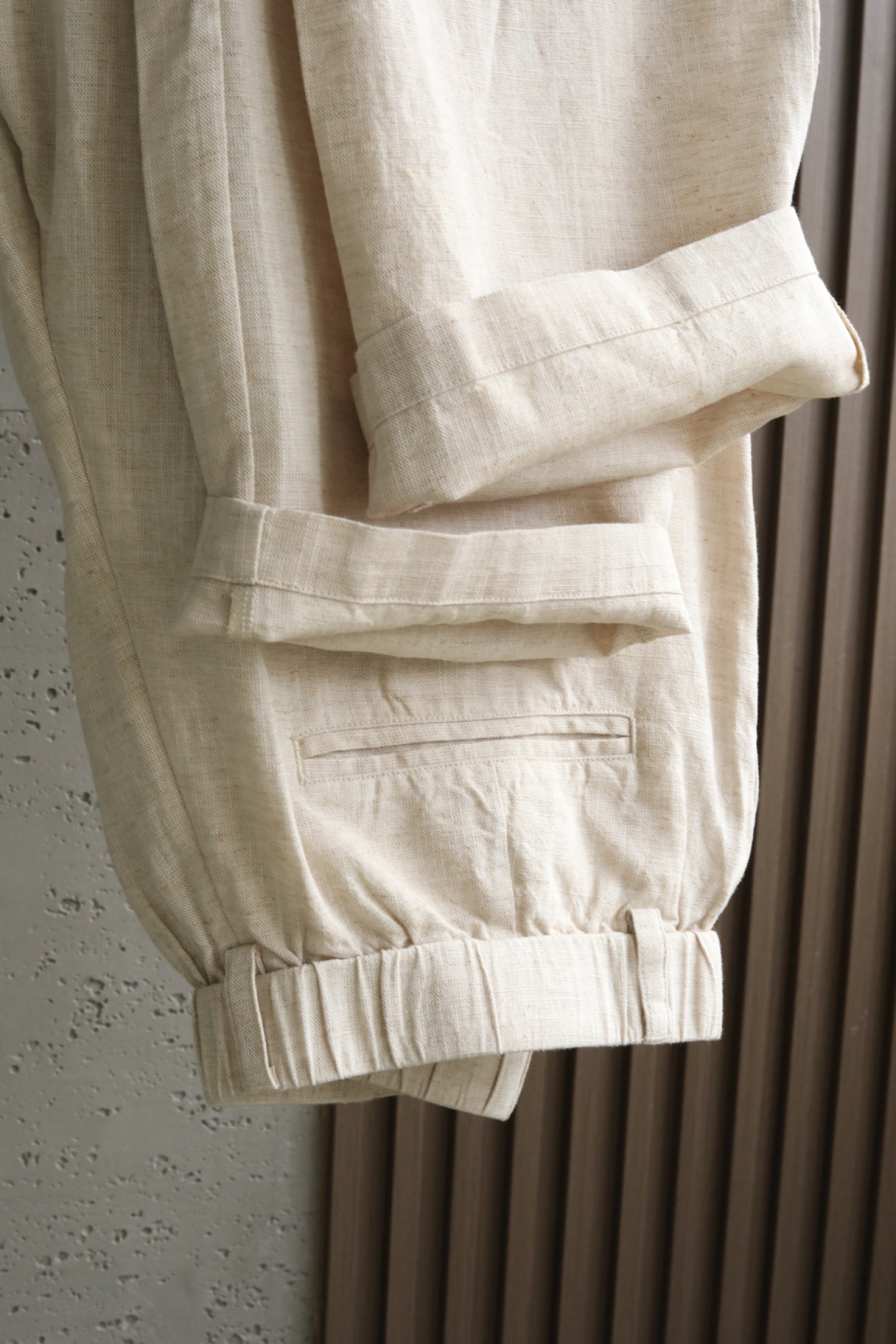 🆕 H家2026春夏新品｜高定亚麻天丝混纺休闲西裤 以70%🇫🇷亚麻混纺30%天丝的高端面料为基底，自带