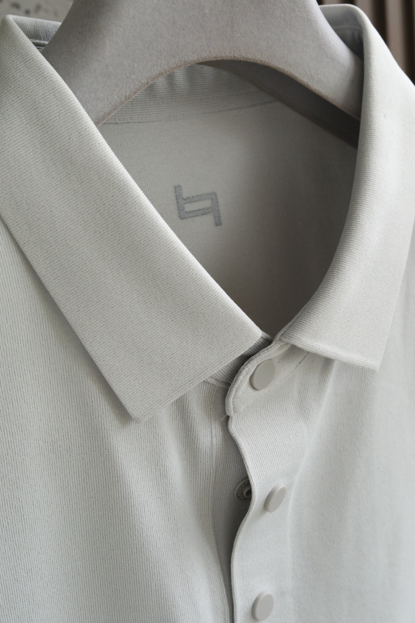 🆕🆕🆕2026春夏新款｜Pors*che双色轻商务休闲翻领 进口纤维丝混纺，触感丝滑柔软，带来极致贴服透