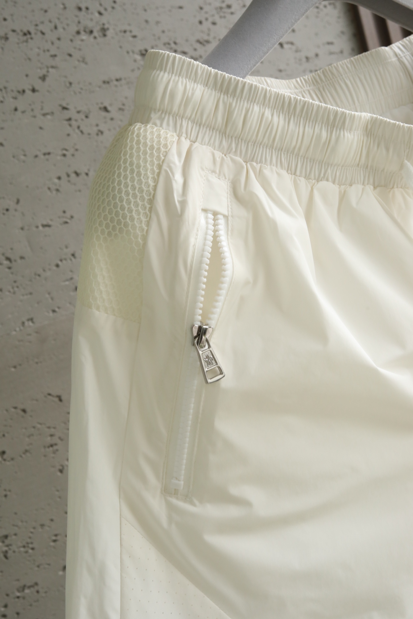 🔥🔥🔥2026夏季上新 Mo*cler蒙口 26年夏季新款短裤定制进口速干面料舒适柔软透气性好！裤腿拼接