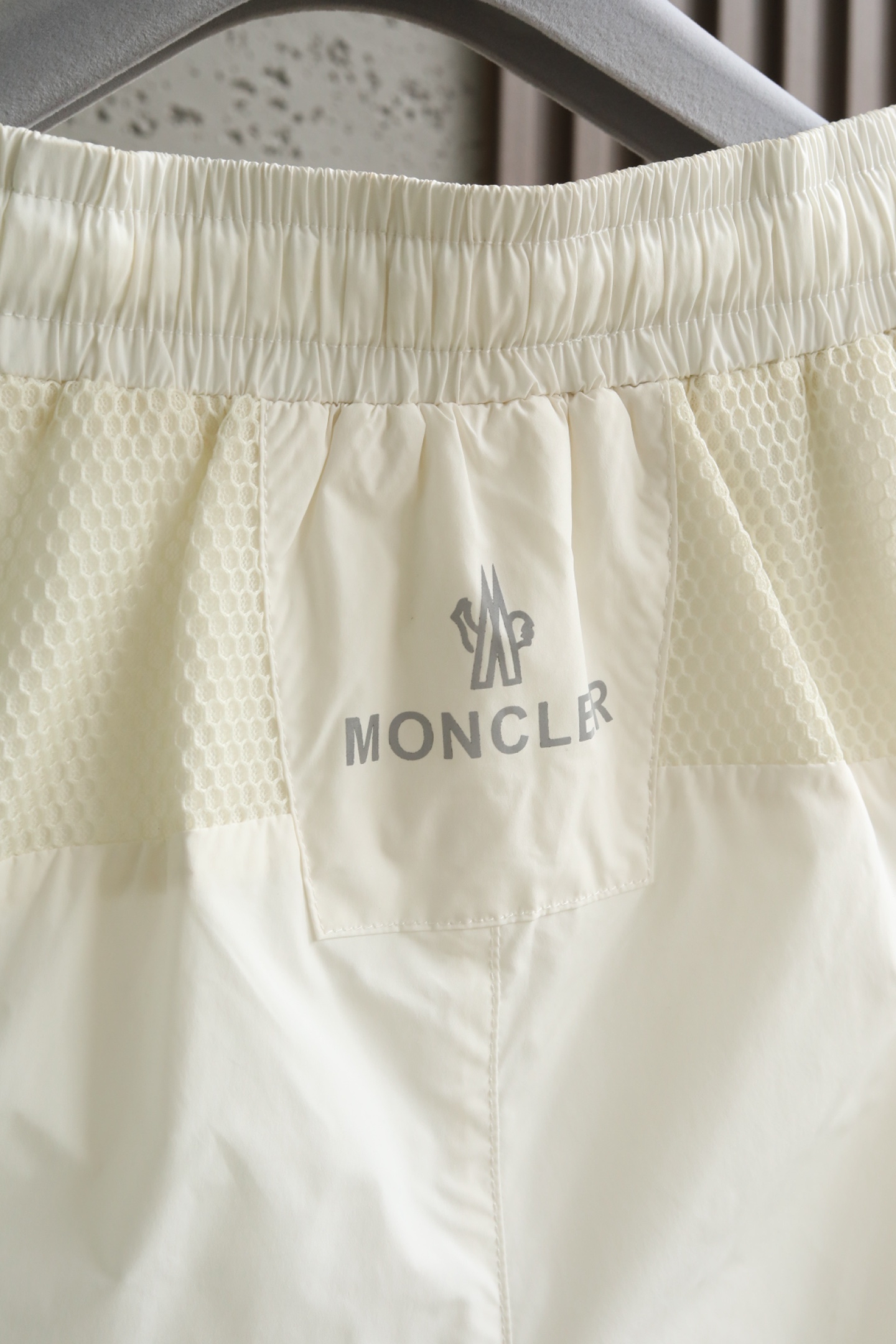 🔥🔥🔥2026夏季上新 Mo*cler蒙口 26年夏季新款短裤定制进口速干面料舒适柔软透气性好！裤腿拼接