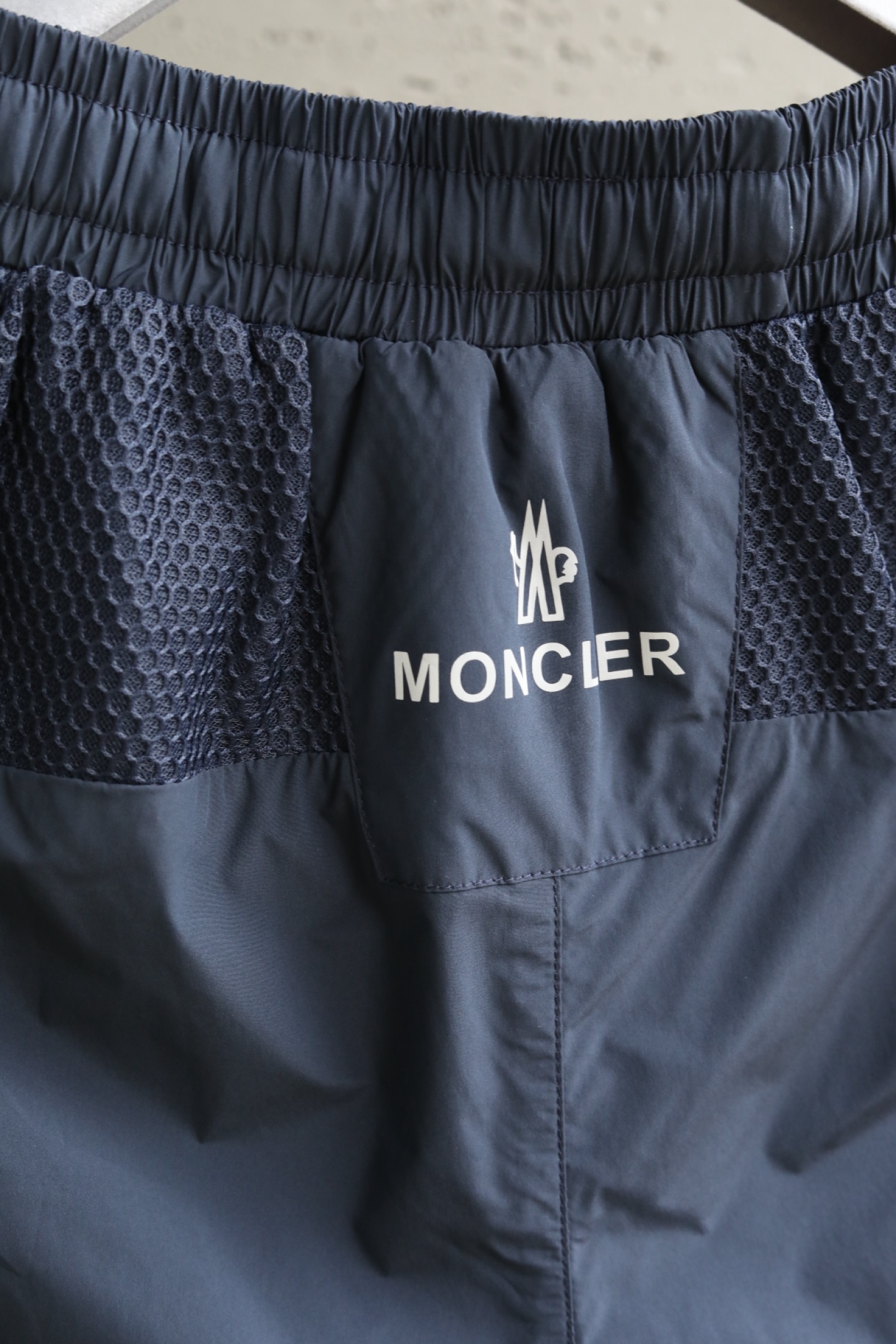 🔥🔥🔥2026夏季上新 Mo*cler蒙口 26年夏季新款短裤定制进口速干面料舒适柔软透气性好！裤腿拼接