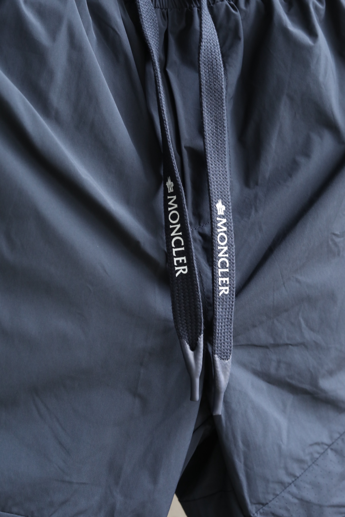 🔥🔥🔥2026夏季上新 Mo*cler蒙口 26年夏季新款短裤定制进口速干面料舒适柔软透气性好！裤腿拼接