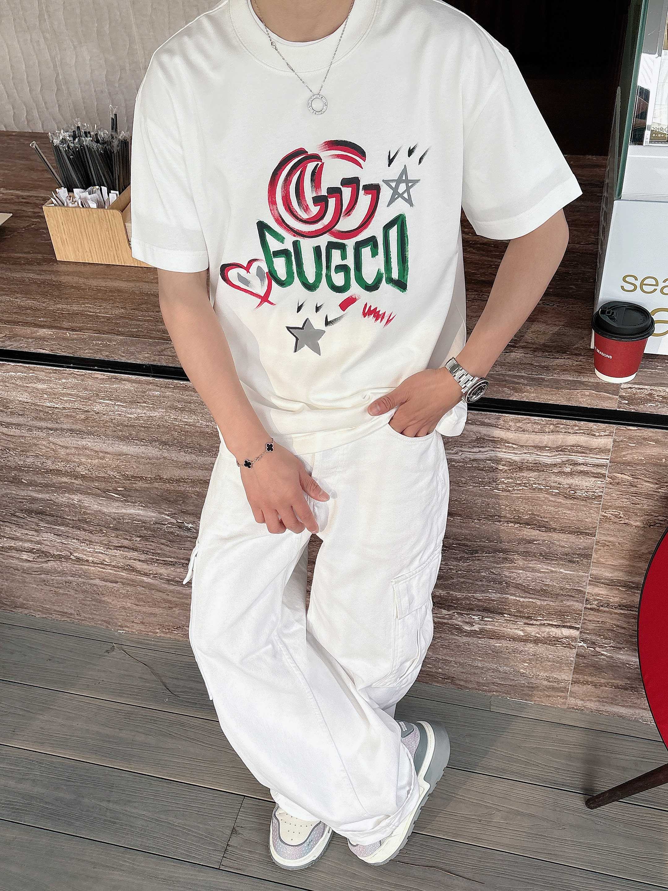 “Handmade Art Series: Summer Shirts in Black and White, Sizes M-3XL” - 图片 6