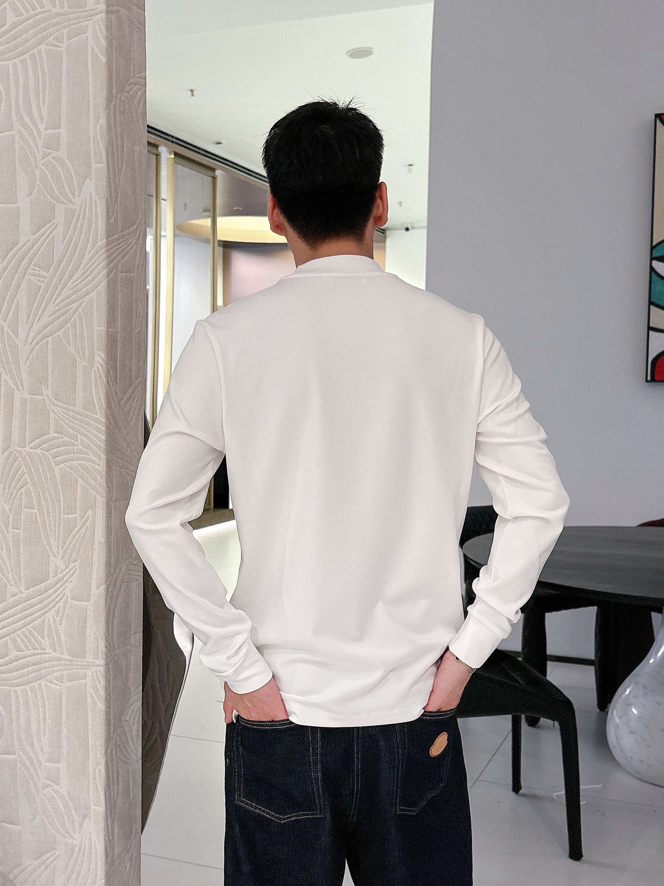 罗意威2025秋冬新款，定制面料，双针刺绣logo，舒适性与透气性兼优，柔软抗皱弹性和垂性极佳，无论是单