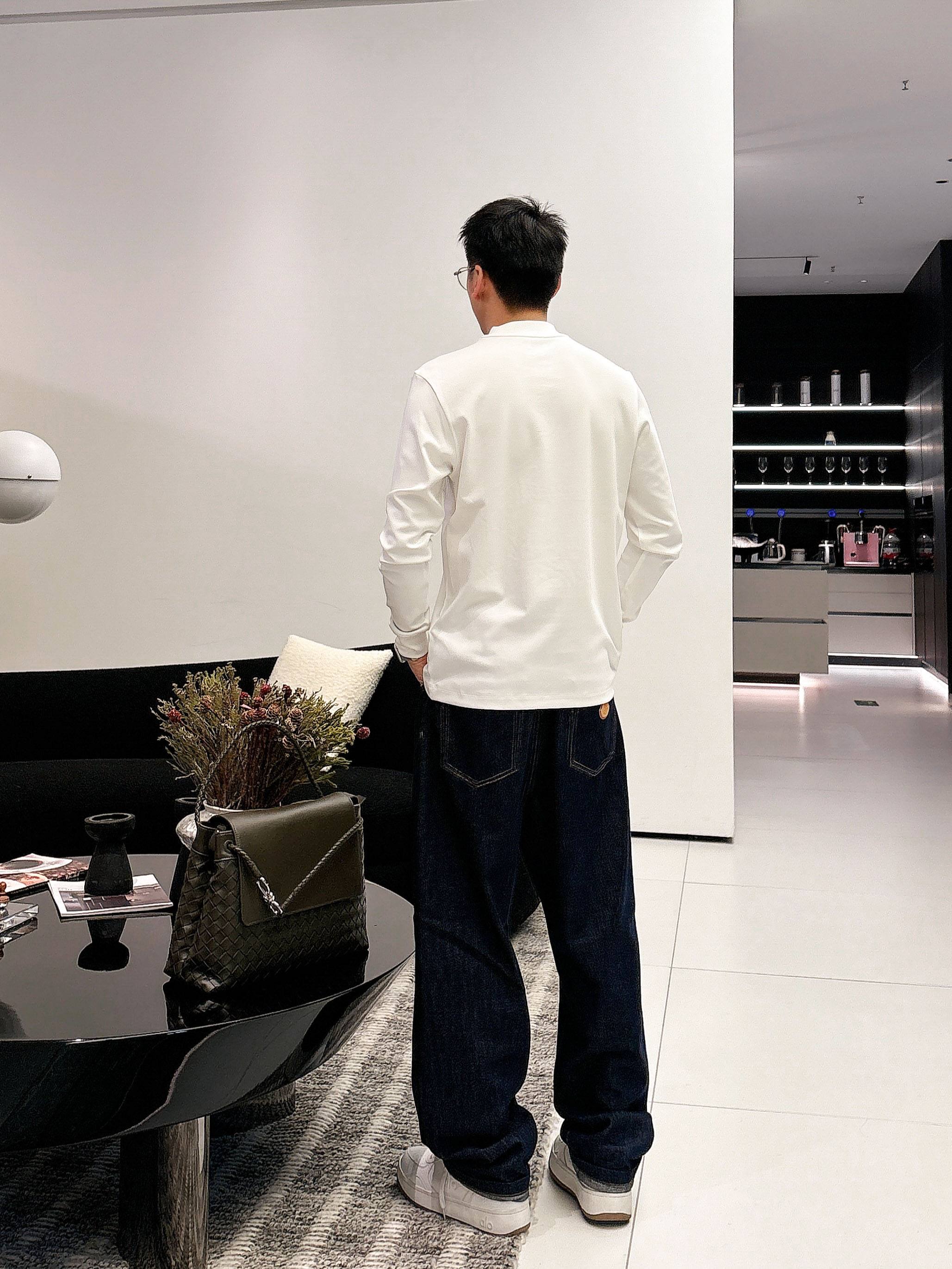 巴宝莉2025秋冬新款，定制面料，定制logo，舒适性与透气性兼优，柔软抗皱弹性和垂性极佳，无论是单穿或