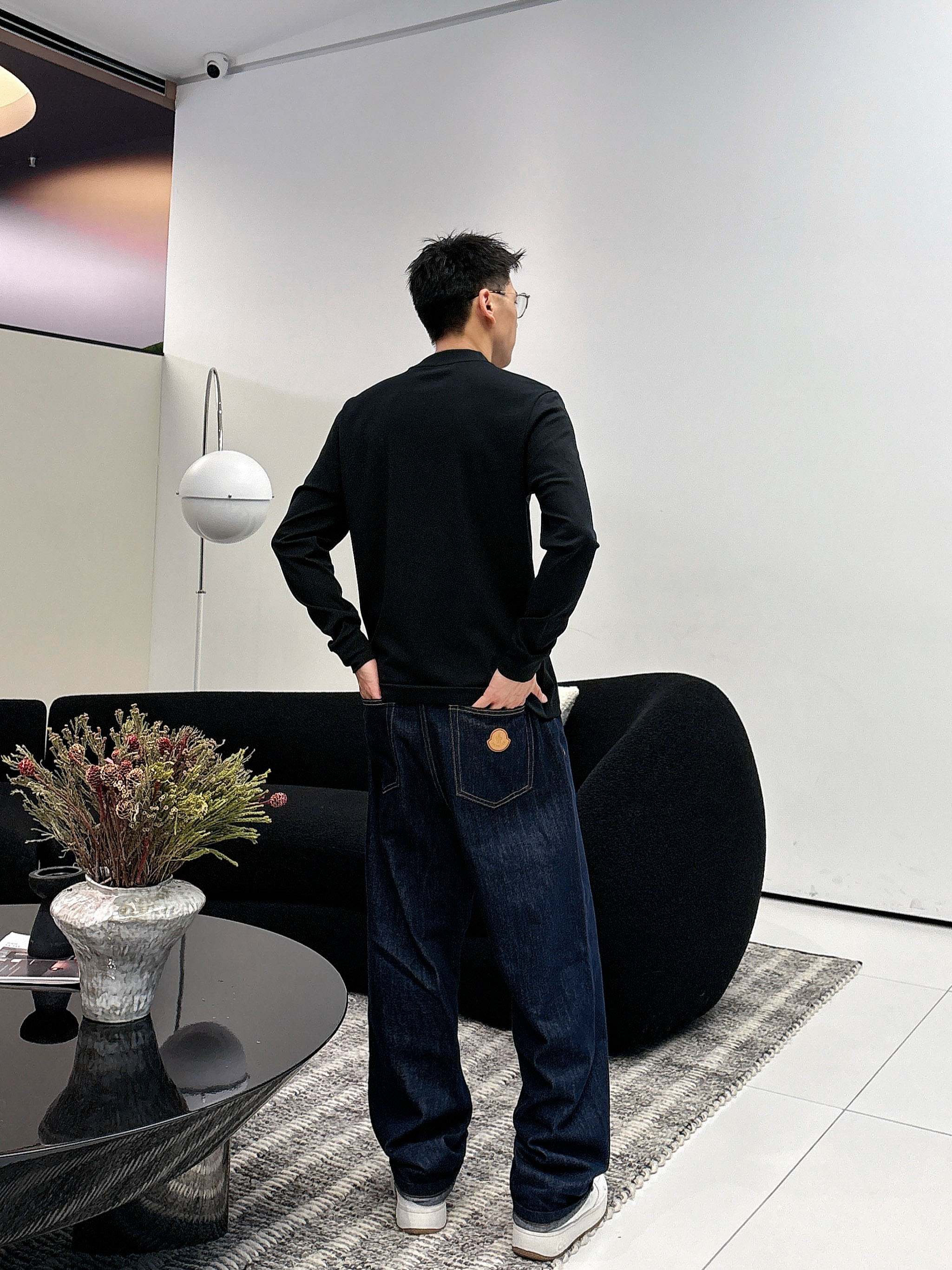 巴宝莉2025秋冬新款，定制面料，定制logo，舒适性与透气性兼优，柔软抗皱弹性和垂性极佳，无论是单穿或