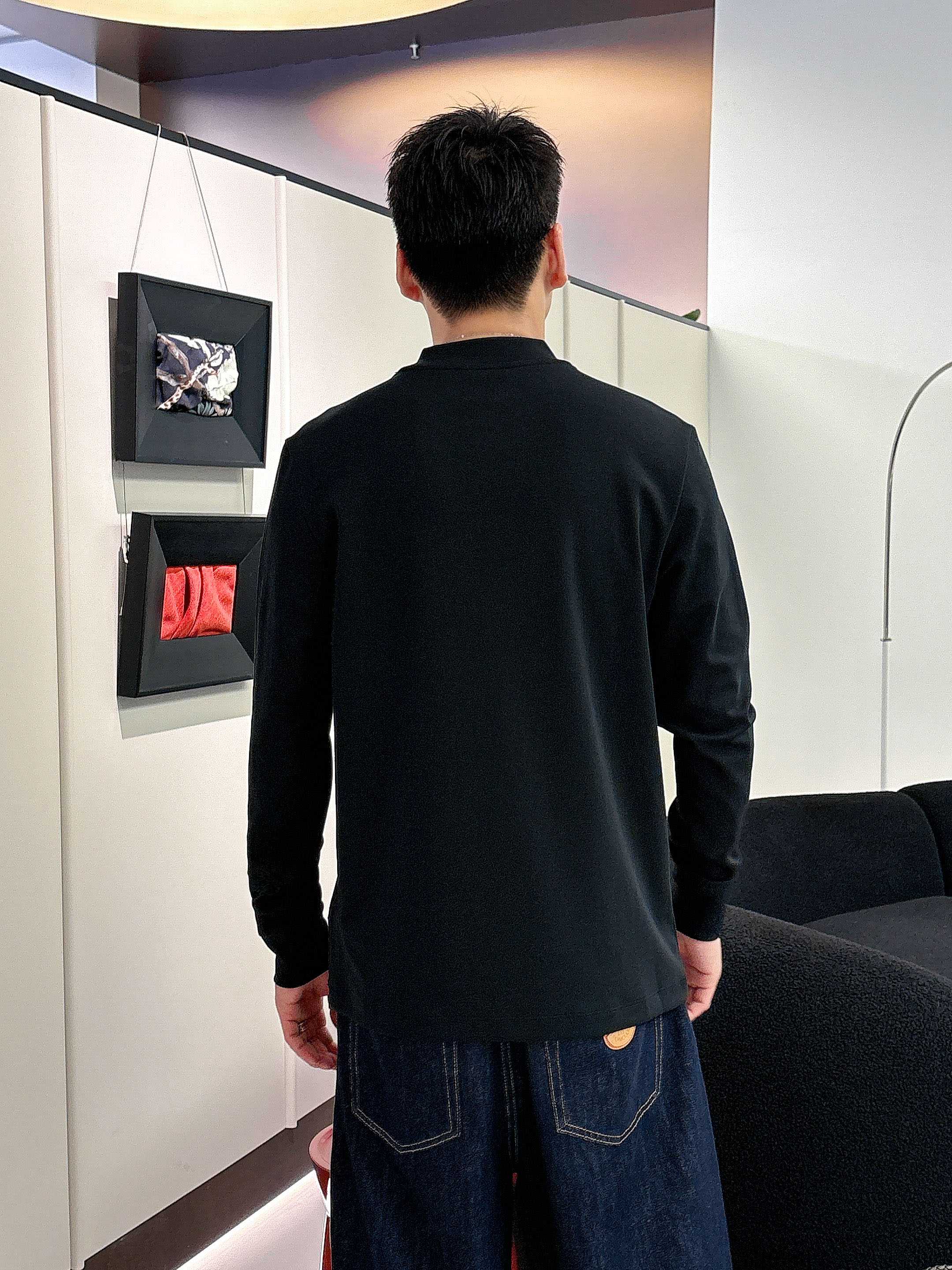 巴宝莉2025秋冬新款，定制面料，定制刺绣logo，舒适性与透气性兼优，柔软抗皱弹性和垂性极佳，无论是单