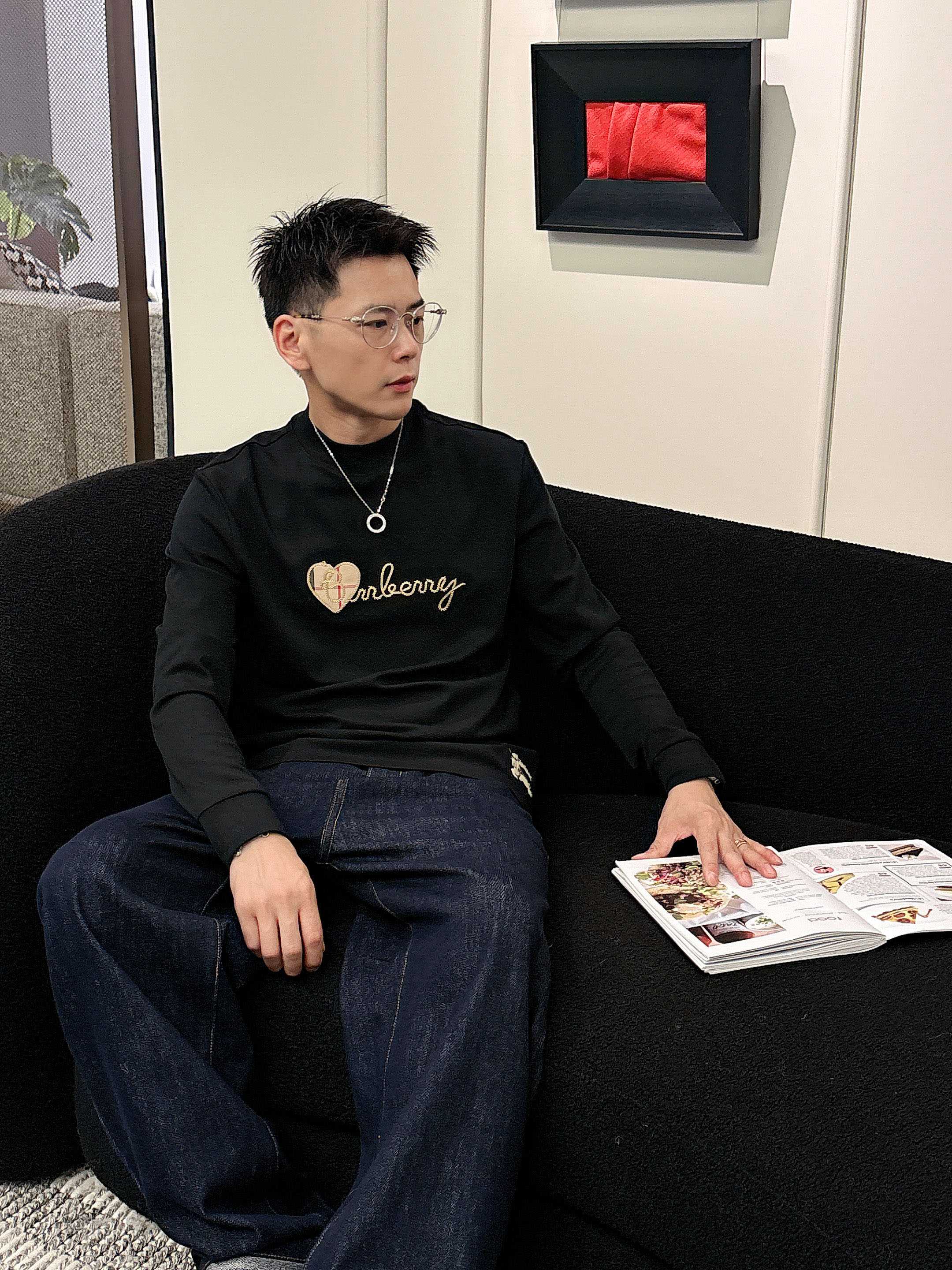 巴宝莉2025秋冬新款，定制面料，定制刺绣logo，舒适性与透气性兼优，柔软抗皱弹性和垂性极佳，无论是单