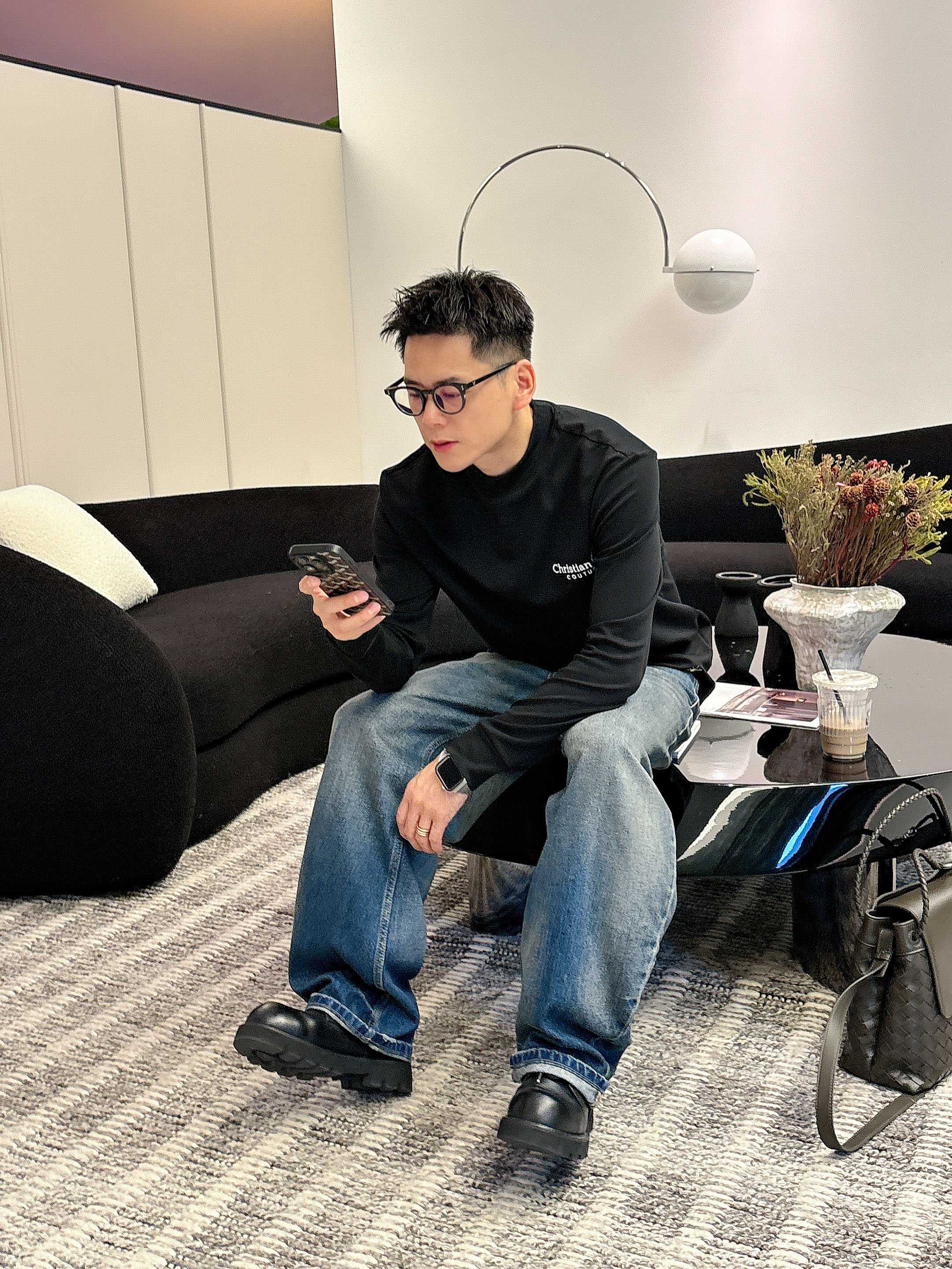 Dior2025秋冬新款，定制面料，独特工艺logo，舒适性与透气性兼优，柔软抗皱弹性和垂性极佳，无论是