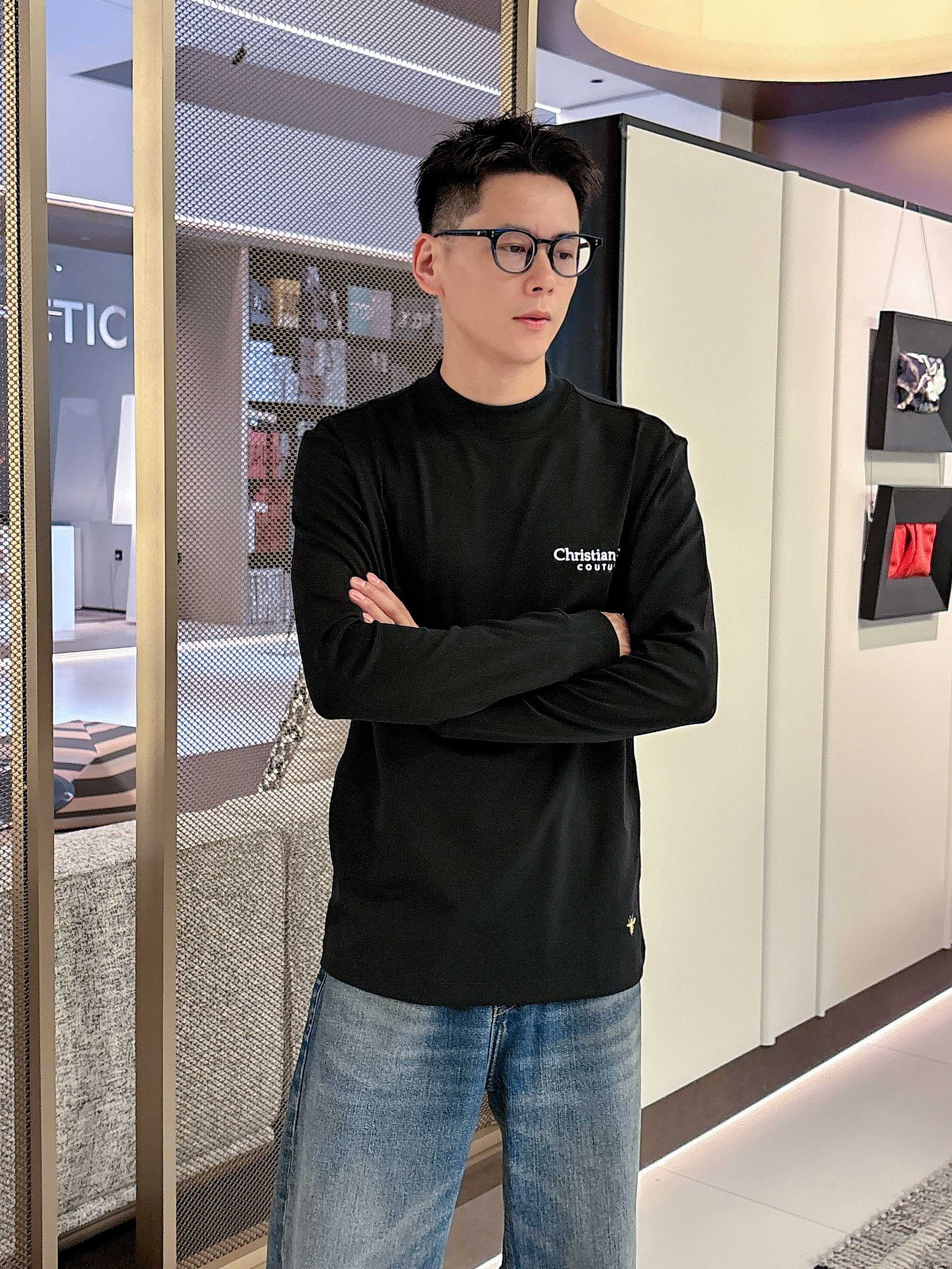 Dior2025秋冬新款，定制面料，独特工艺logo，舒适性与透气性兼优，柔软抗皱弹性和垂性极佳，无论是