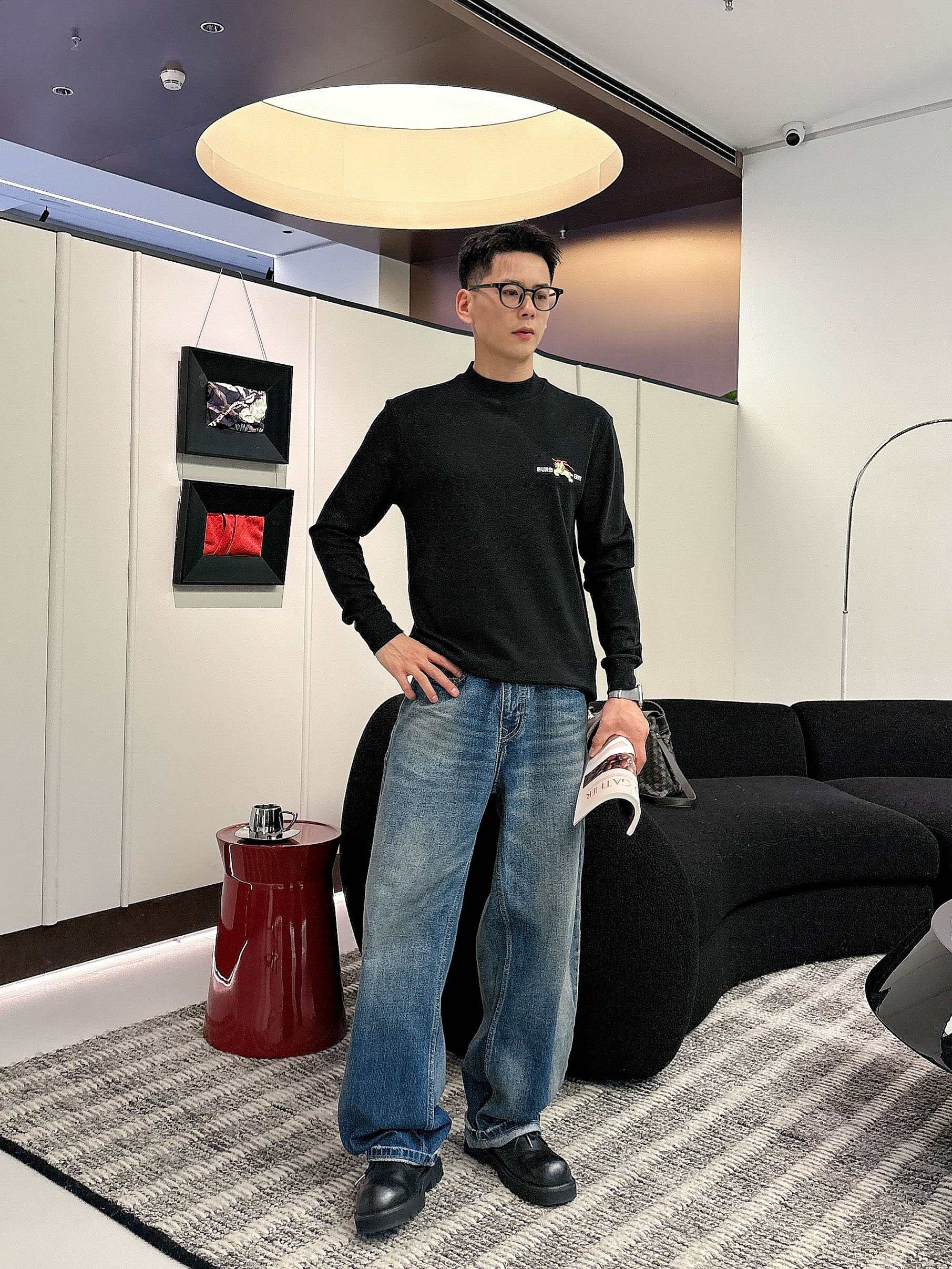 巴宝莉2025秋冬新款，定制面料，定制logo，舒适性与透气性兼优，柔软抗皱弹性和垂性极佳，无论是单穿或