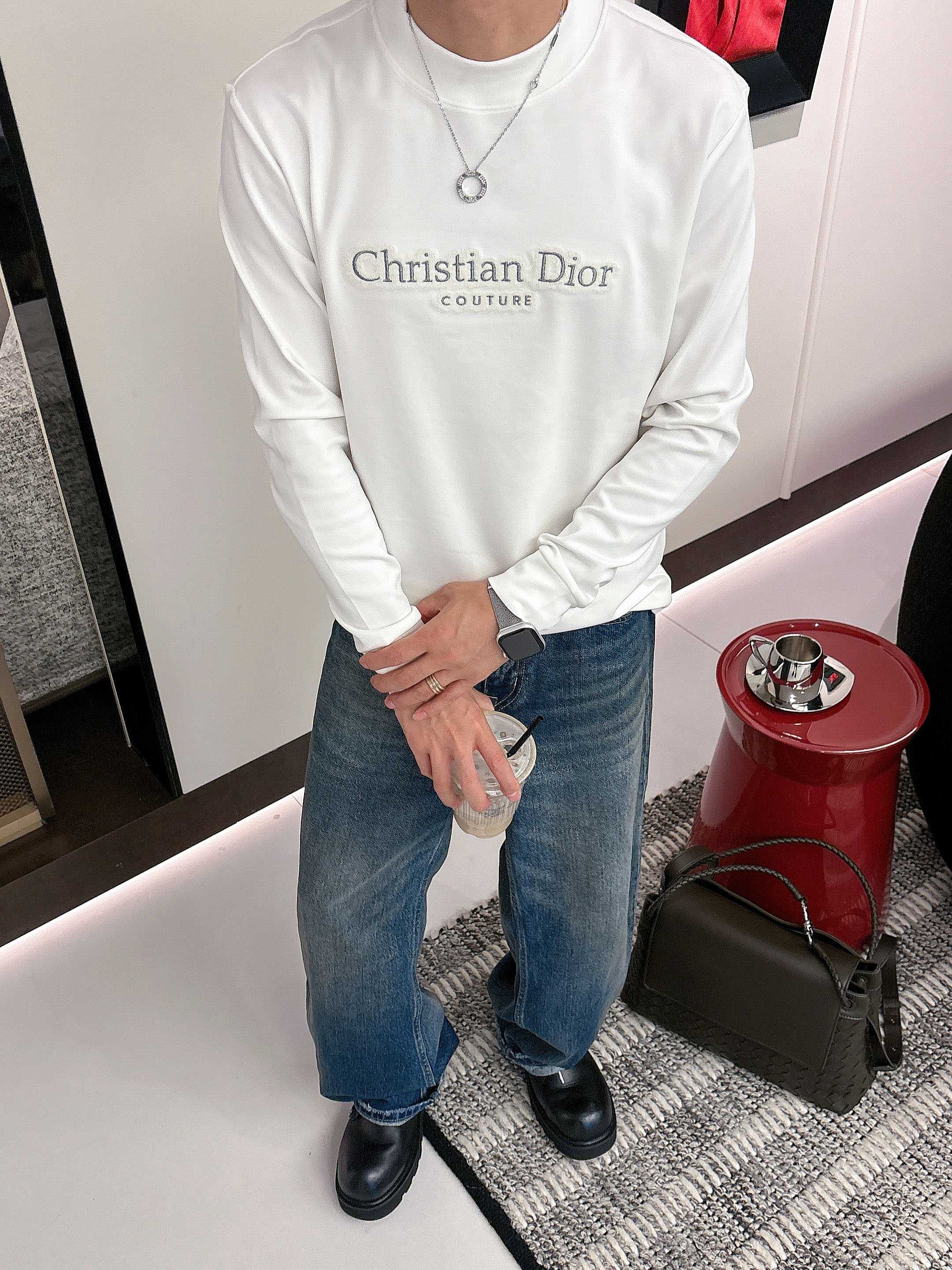 Dior2025秋冬新款，定制面料，独特工艺logo，舒适性与透气性兼优，柔软抗皱弹性和垂性极佳，无论是