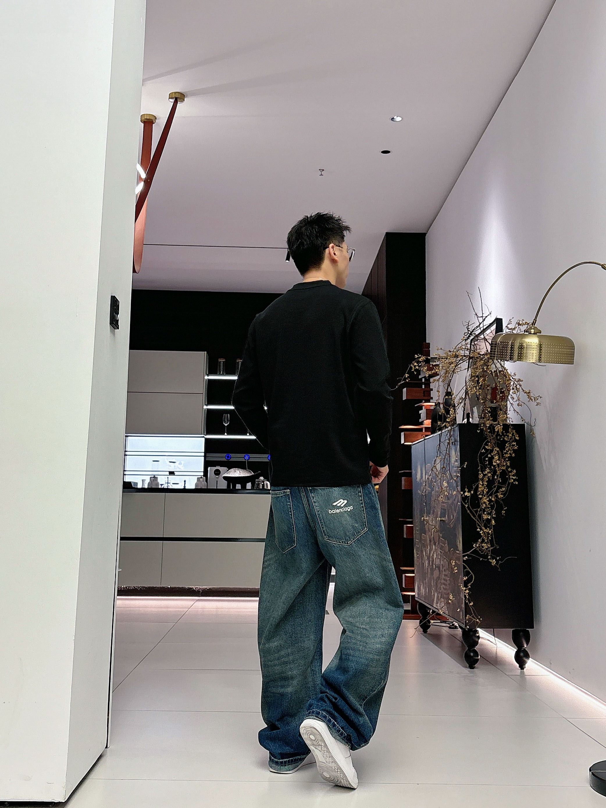 蒙口2025秋冬新款，定制面料，定制logo，舒适性与透气性兼优，柔软抗皱弹性和垂性极佳，无论是单穿或是