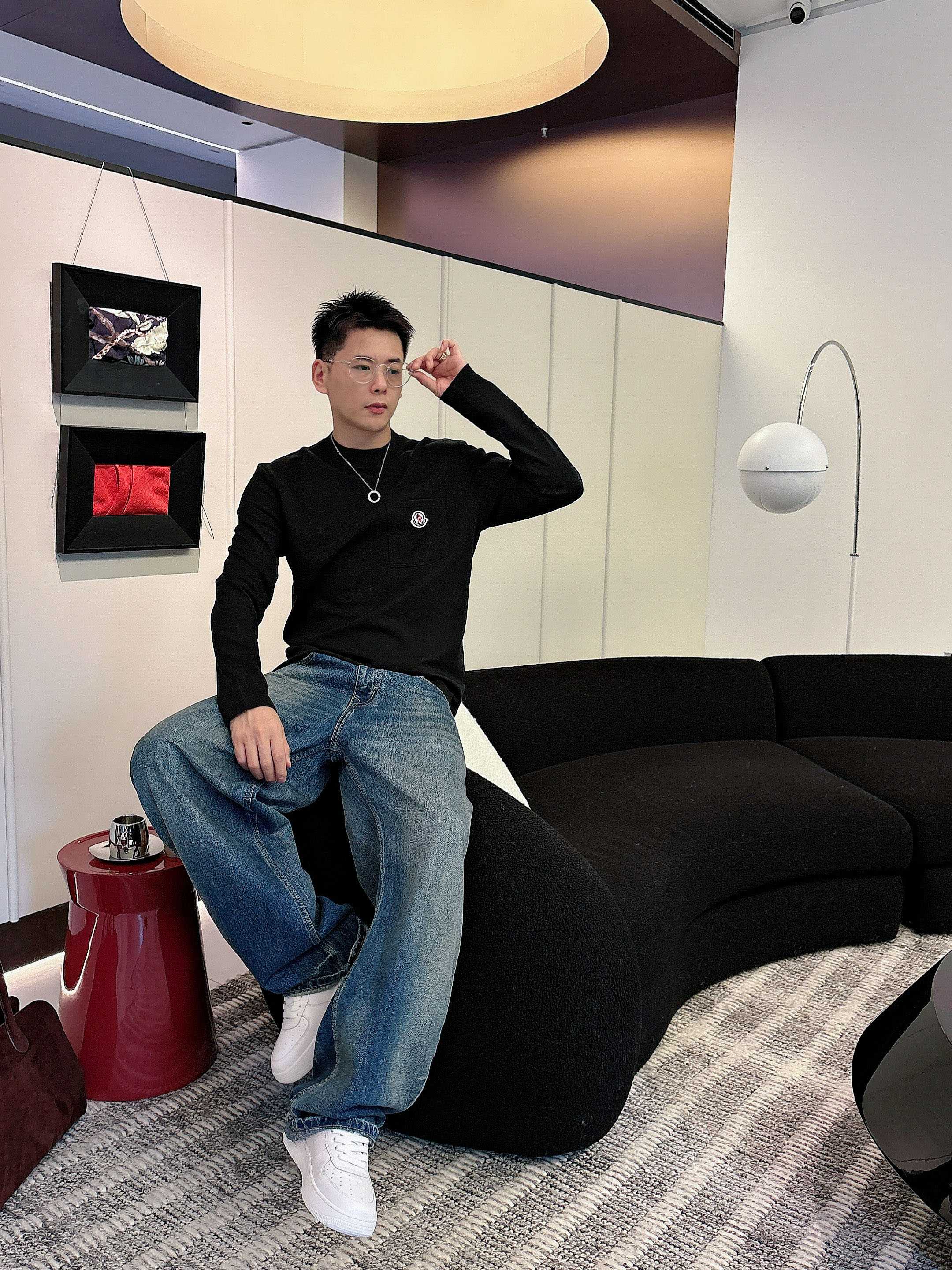 蒙口2025秋冬新款，定制面料，定制logo，舒适性与透气性兼优，柔软抗皱弹性和垂性极佳，无论是单穿或是