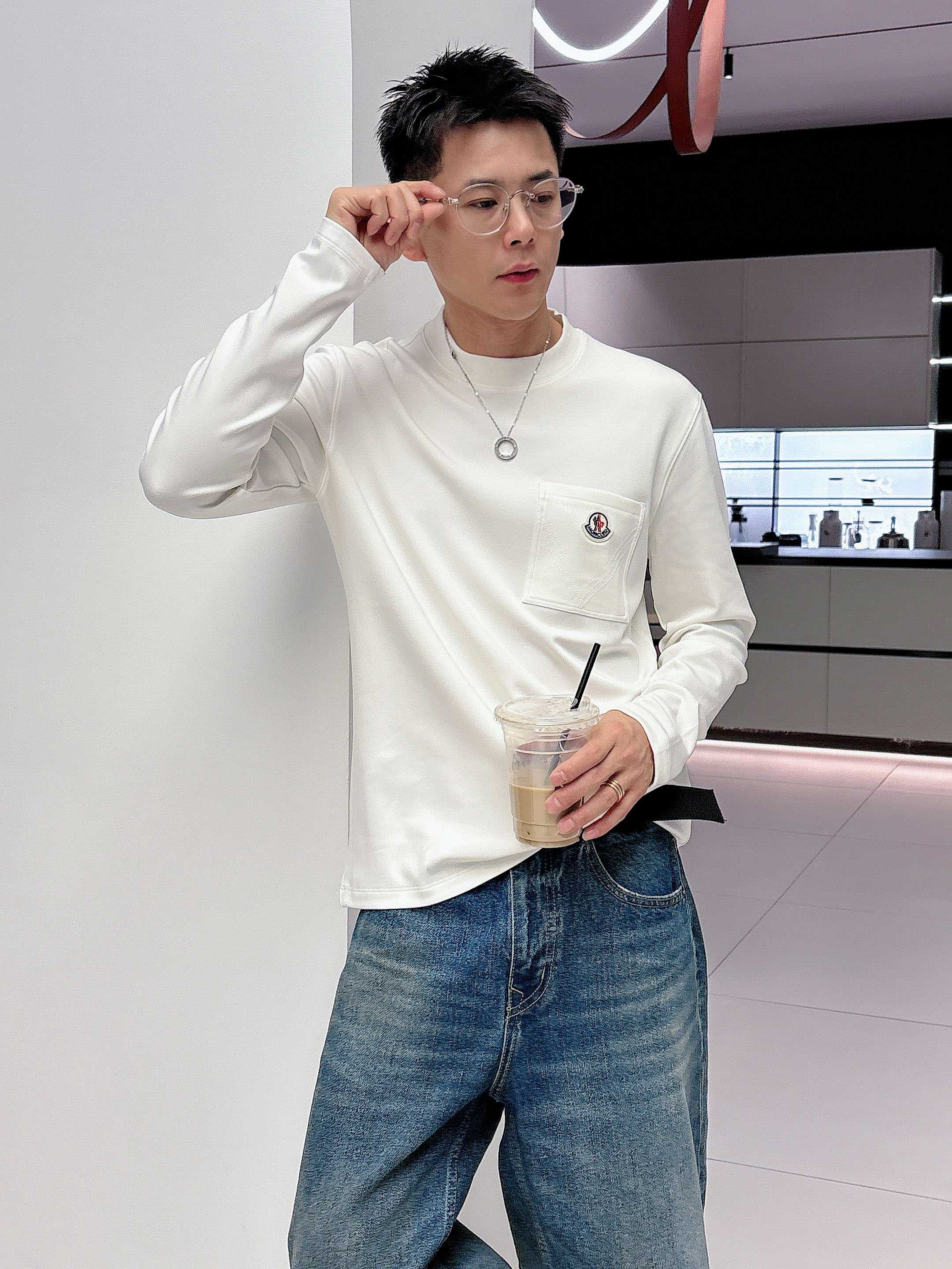 蒙口2025秋冬新款，定制面料，定制logo，舒适性与透气性兼优，柔软抗皱弹性和垂性极佳，无论是单穿或是