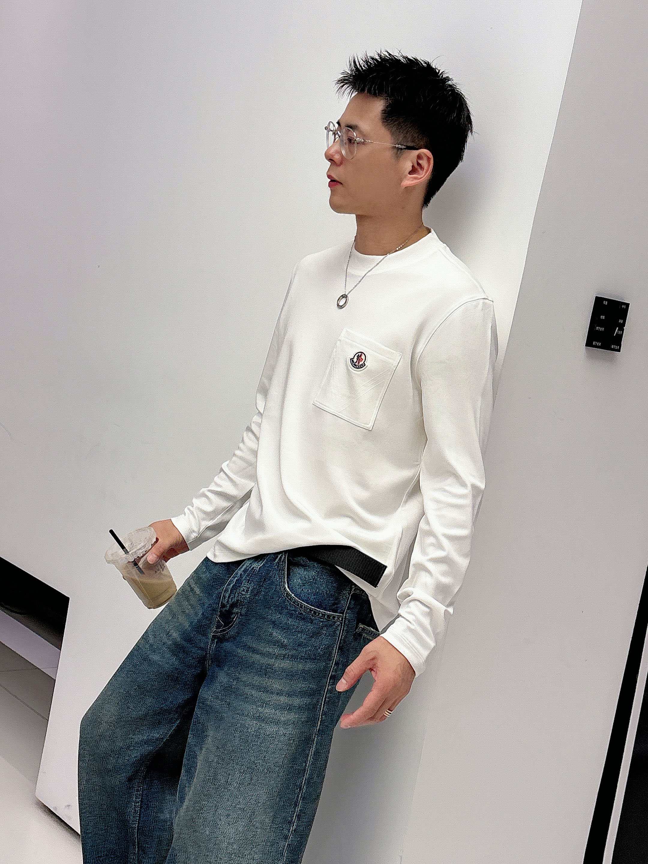 蒙口2025秋冬新款，定制面料，定制logo，舒适性与透气性兼优，柔软抗皱弹性和垂性极佳，无论是单穿或是