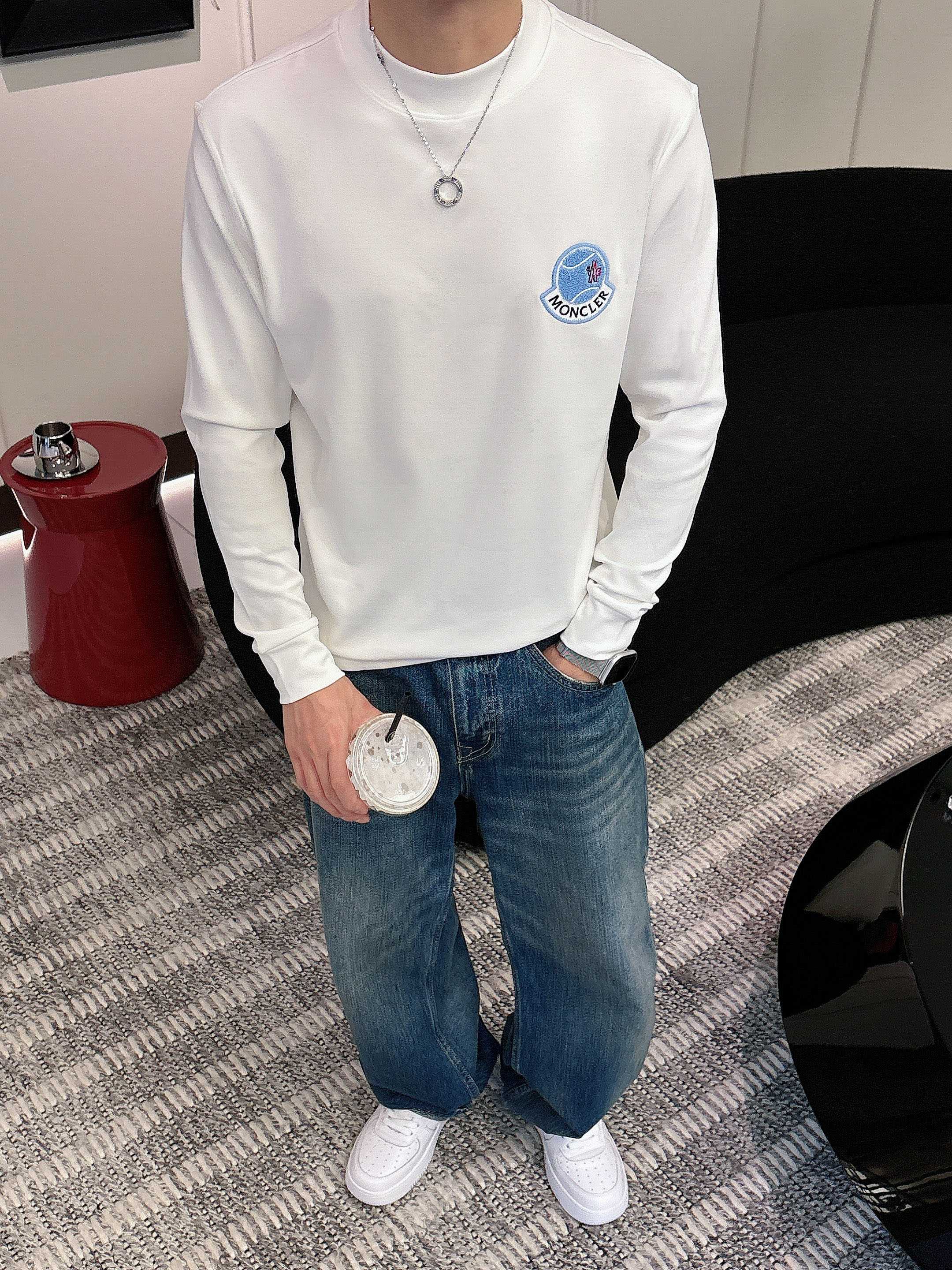 蒙口2025秋冬新款，定制面料，定制logo，舒适性与透气性兼优，柔软抗皱弹性和垂性极佳，无论是单穿或是