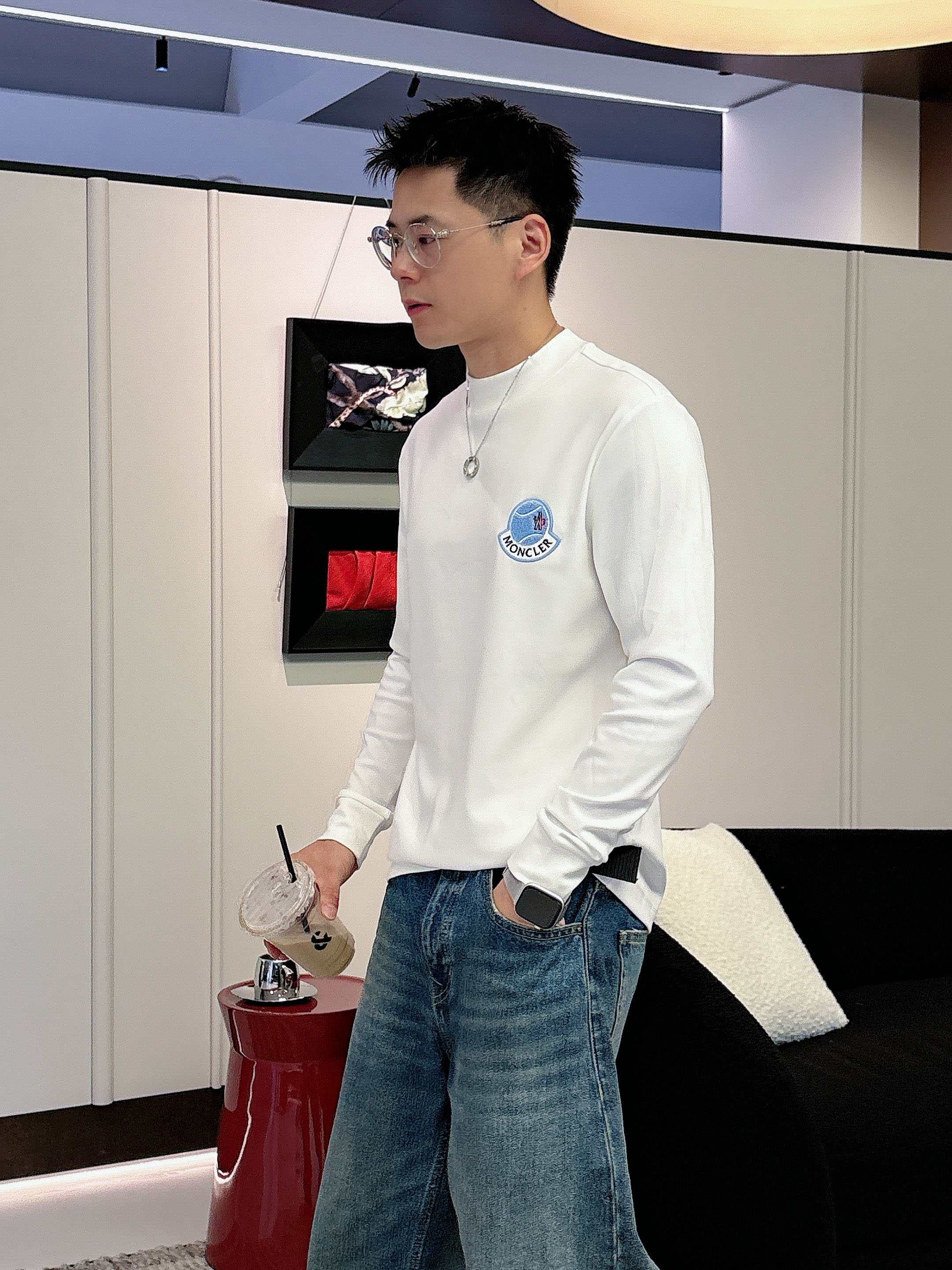 蒙口2025秋冬新款，定制面料，定制logo，舒适性与透气性兼优，柔软抗皱弹性和垂性极佳，无论是单穿或是