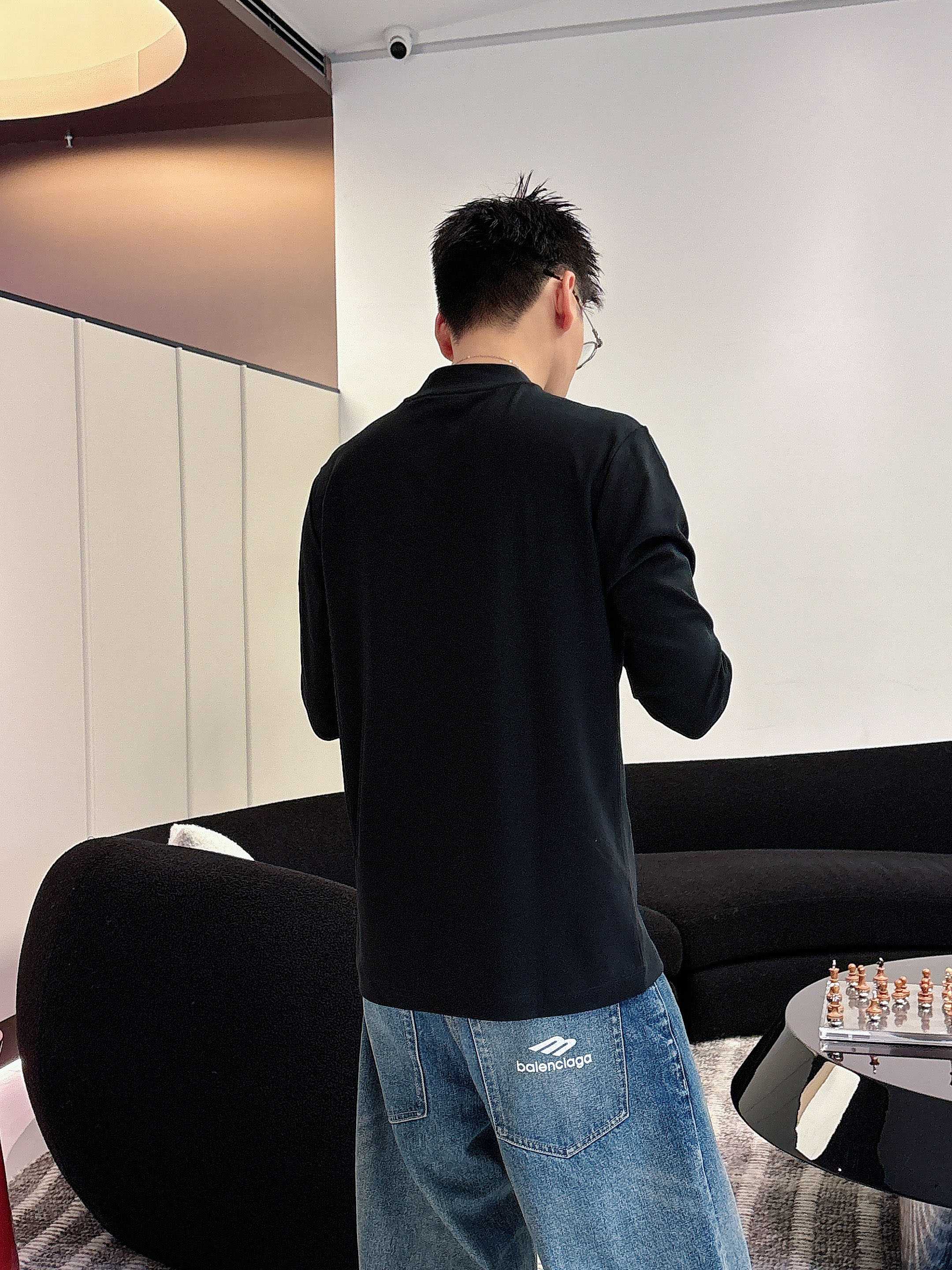 蒙口2025秋冬新款，定制面料，定制logo，舒适性与透气性兼优，柔软抗皱弹性和垂性极佳，无论是单穿或是