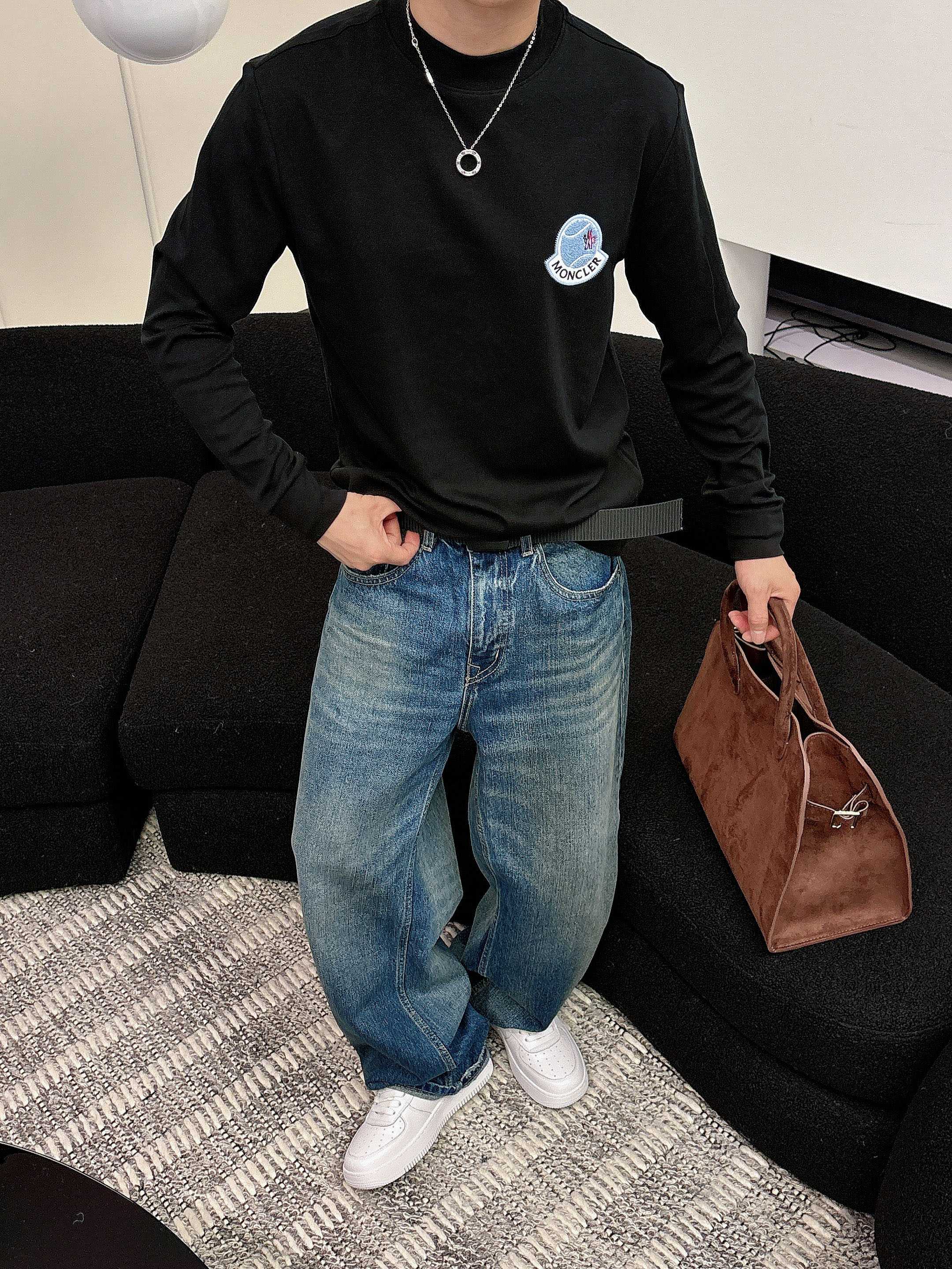 蒙口2025秋冬新款，定制面料，定制logo，舒适性与透气性兼优，柔软抗皱弹性和垂性极佳，无论是单穿或是