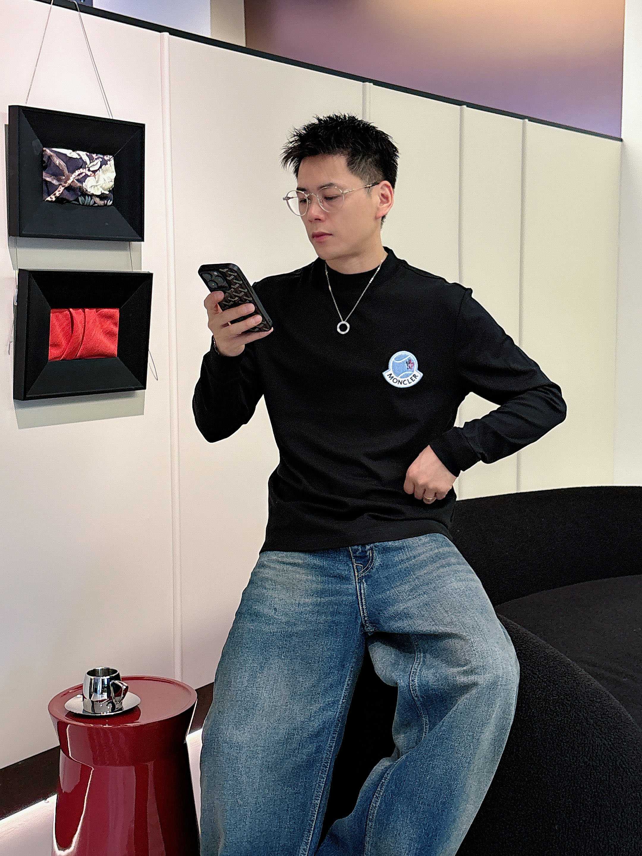 蒙口2025秋冬新款，定制面料，定制logo，舒适性与透气性兼优，柔软抗皱弹性和垂性极佳，无论是单穿或是