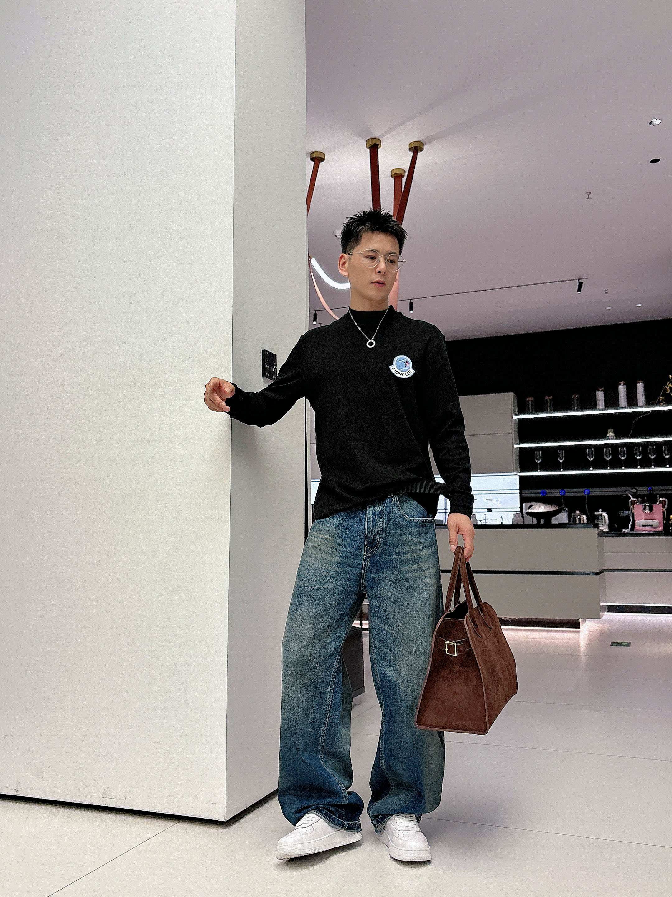 蒙口2025秋冬新款，定制面料，定制logo，舒适性与透气性兼优，柔软抗皱弹性和垂性极佳，无论是单穿或是