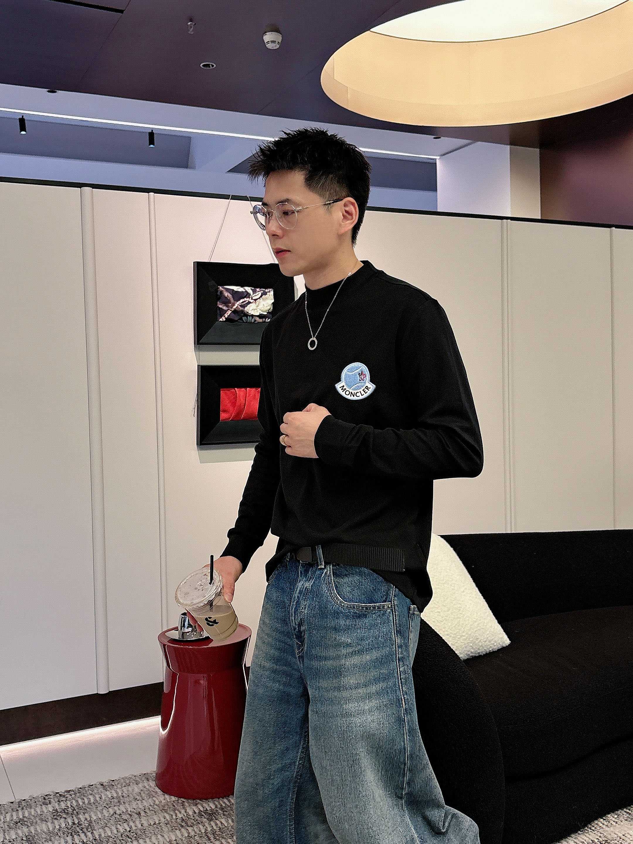 蒙口2025秋冬新款，定制面料，定制logo，舒适性与透气性兼优，柔软抗皱弹性和垂性极佳，无论是单穿或是