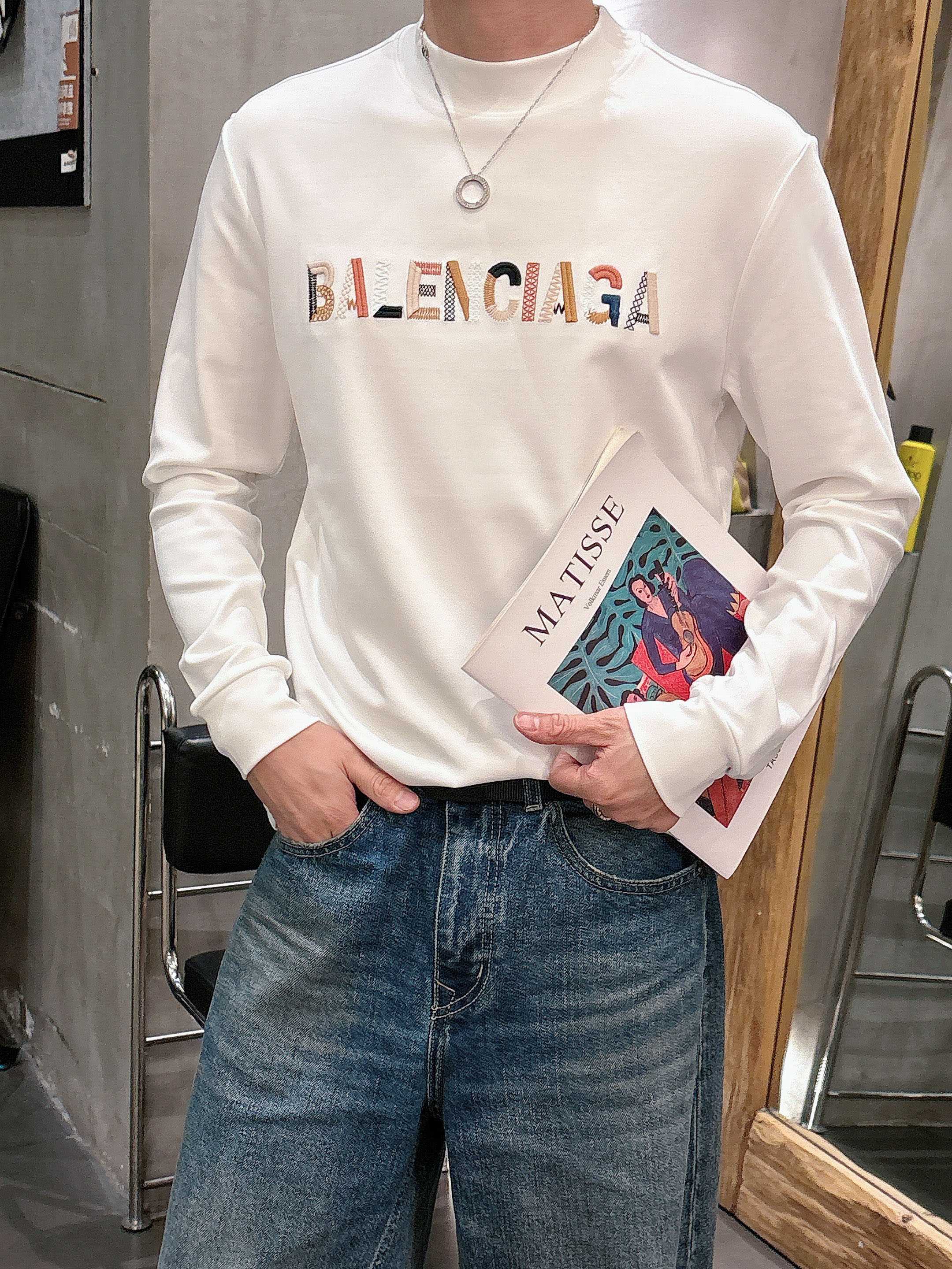 BB2025秋冬新款，定制面料，独特工艺logo，舒适性与透气性兼优，柔软抗皱弹性和垂性极佳，无论是单穿